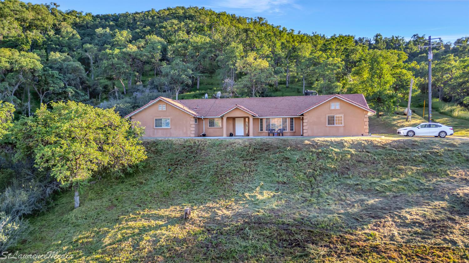 27557 Paradise Valley Lane