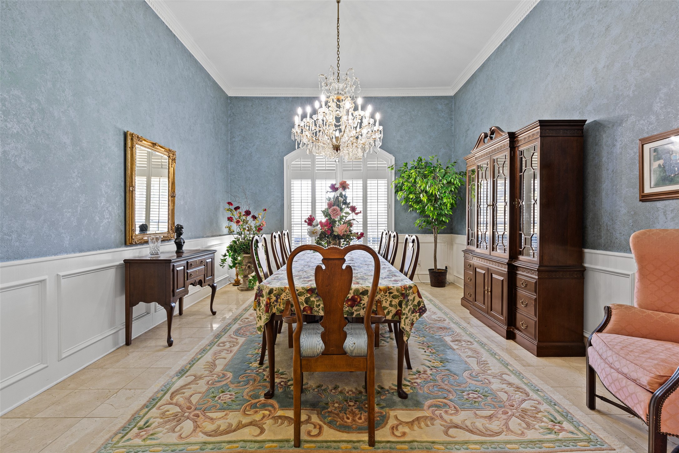 1600 Woodlands Drive