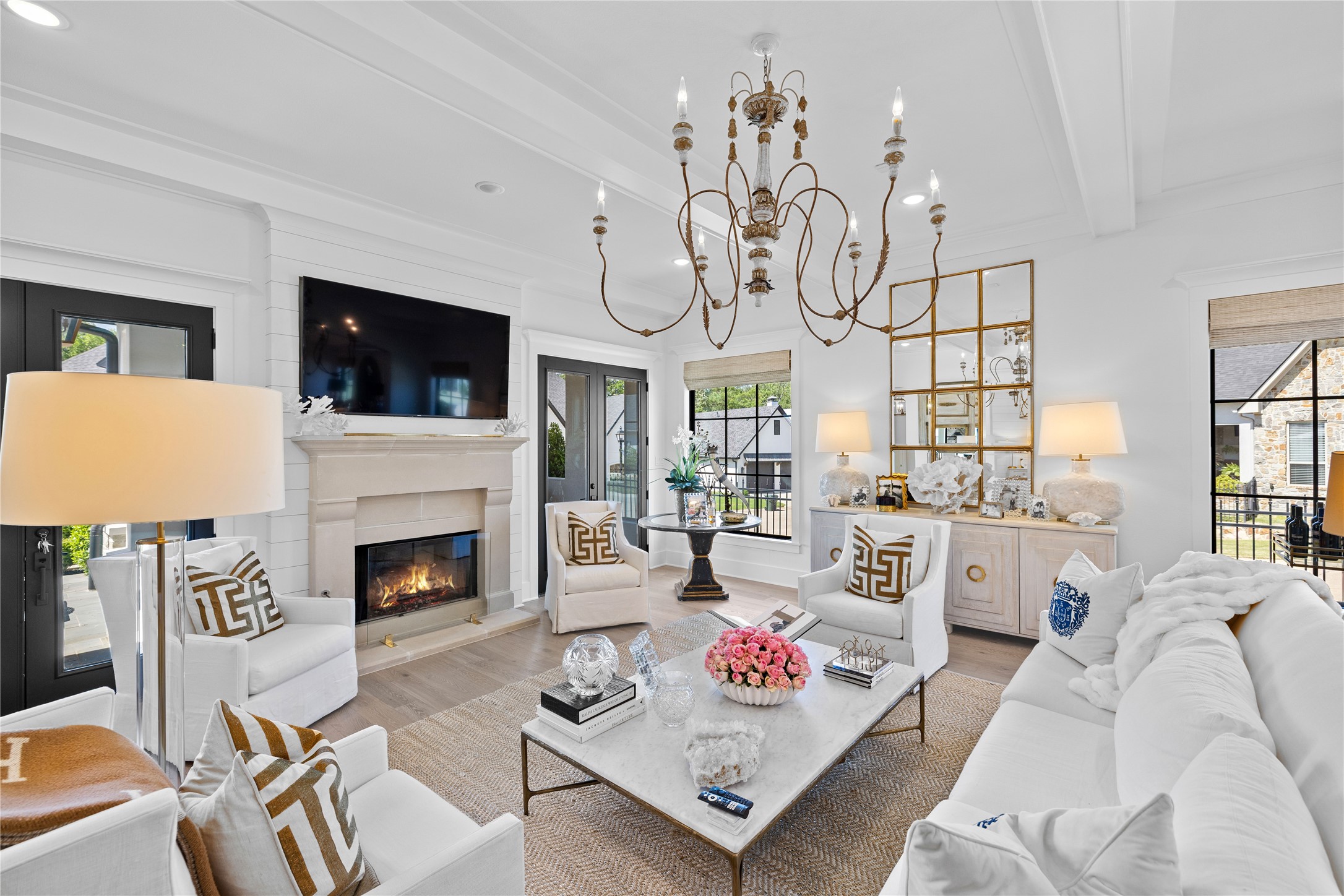 940 La Vista Drive