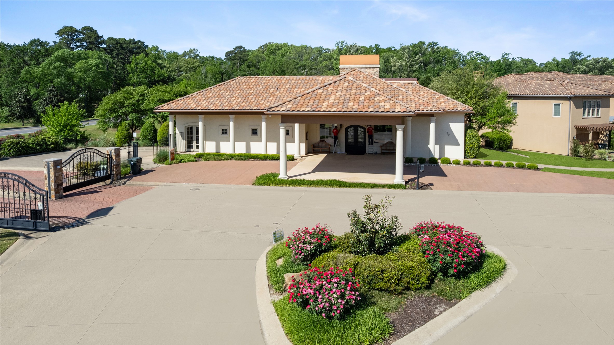 940 La Vista Drive