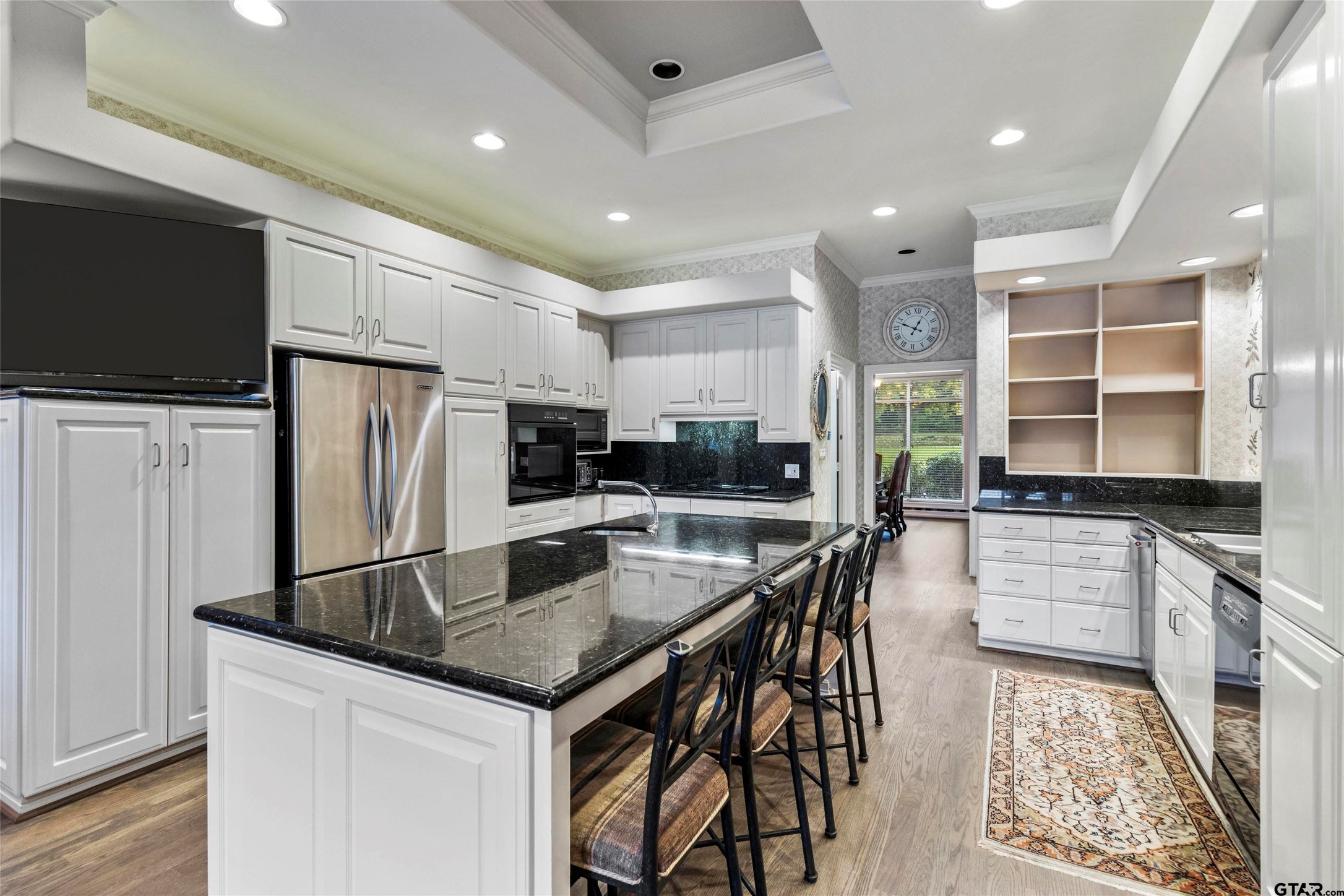 13735 Peninsula Road