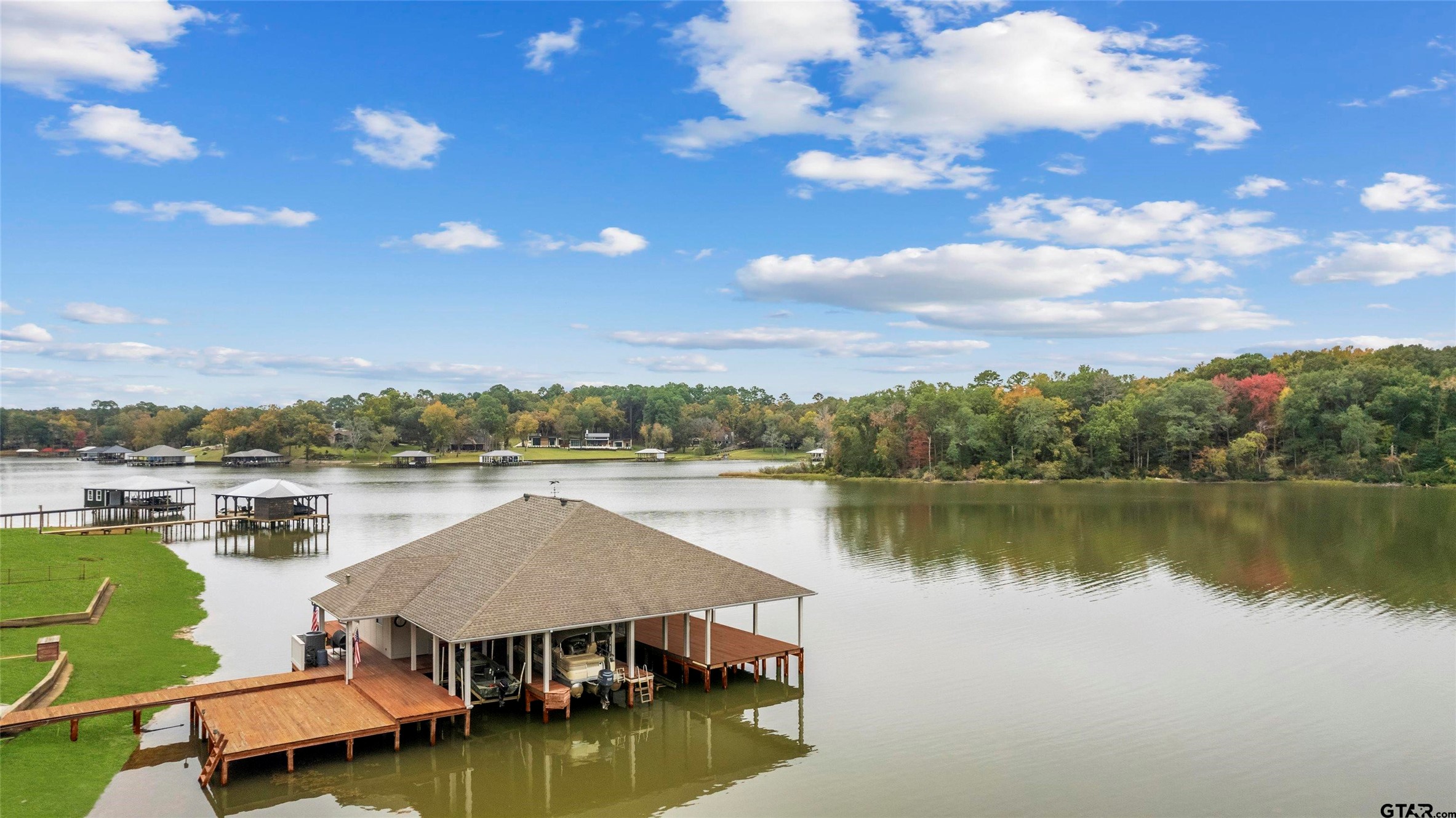 13735 Peninsula Road