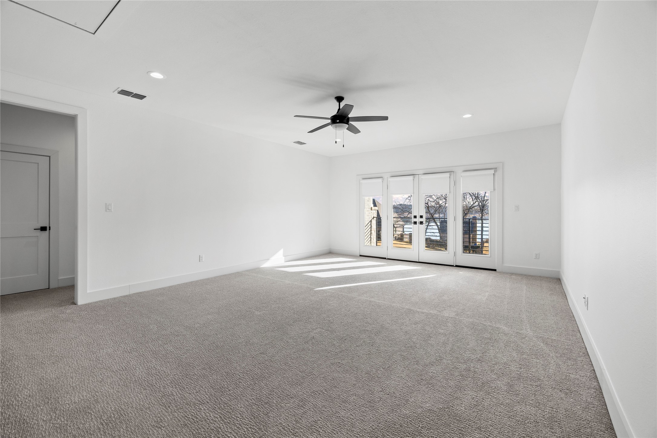 2432 Bellview