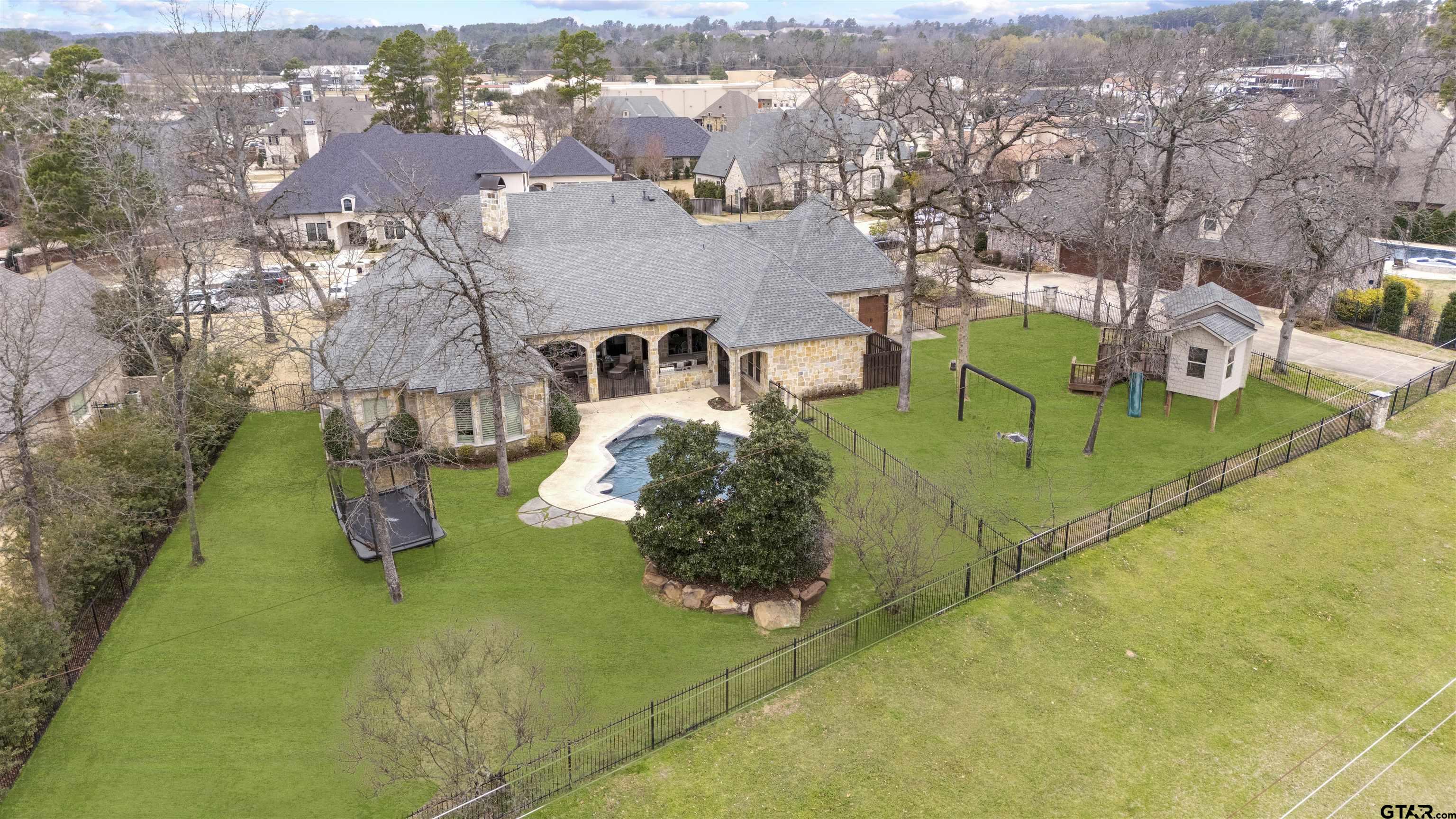 7138 Shaddock Ridge
