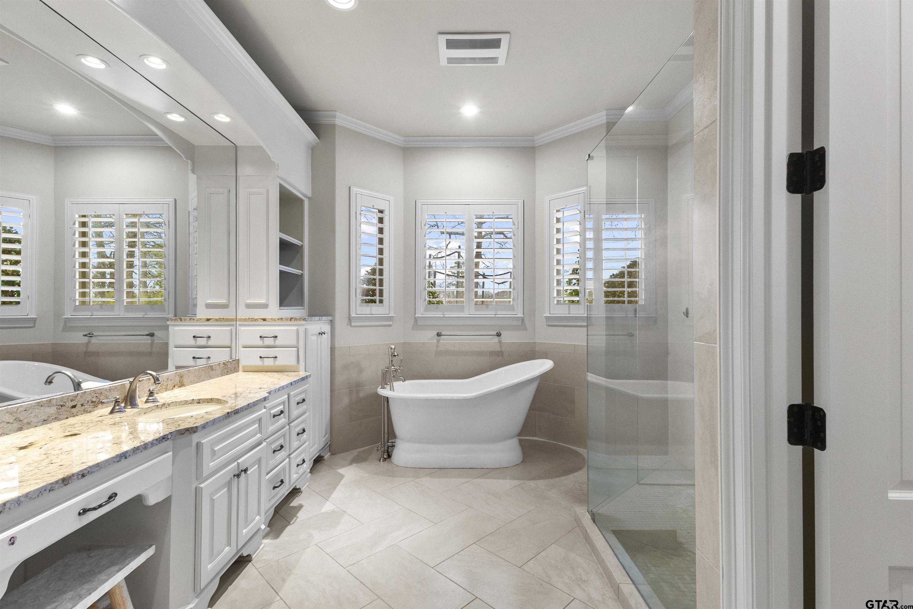 7138 Shaddock Ridge