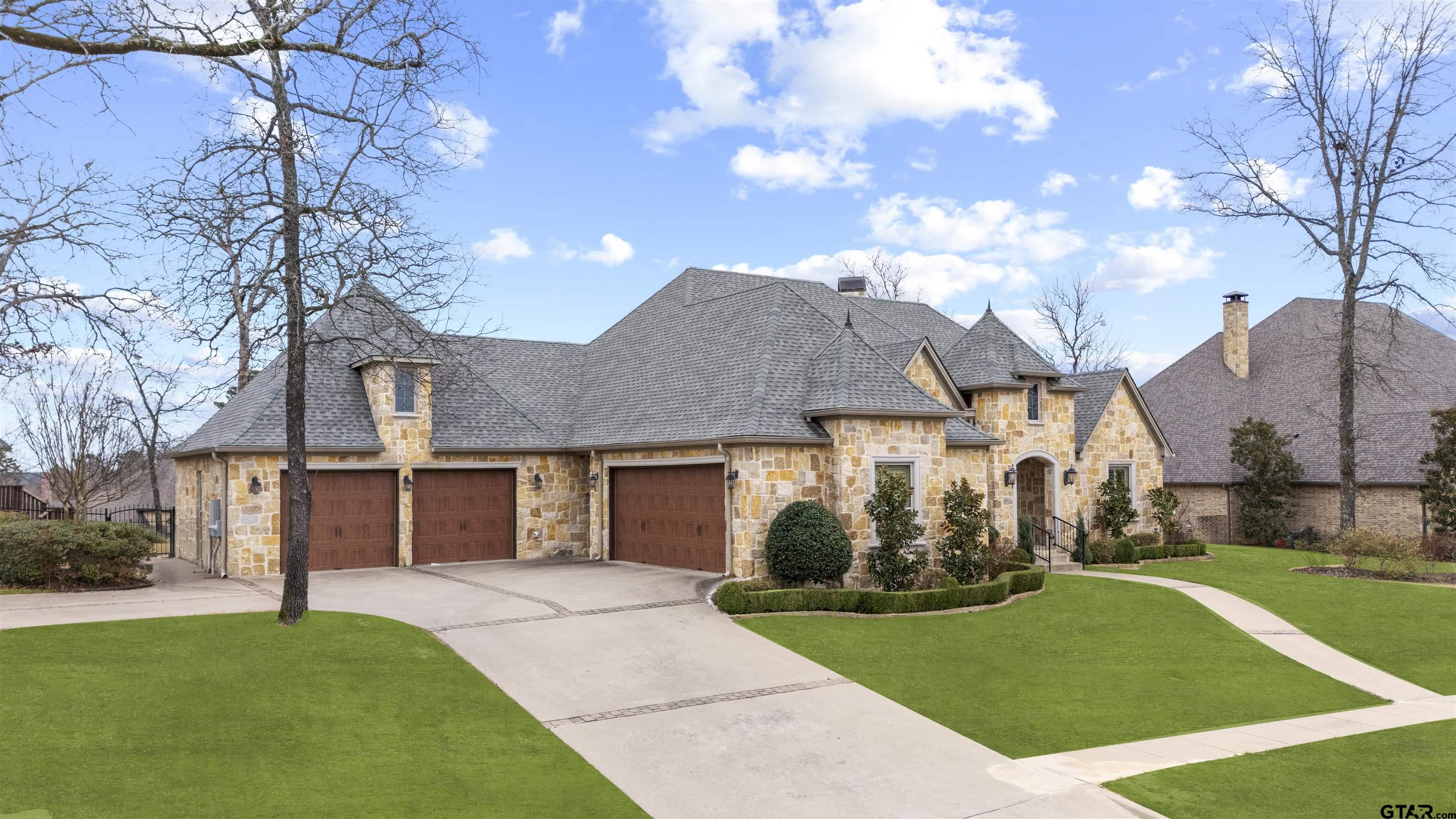 7138 Shaddock Ridge