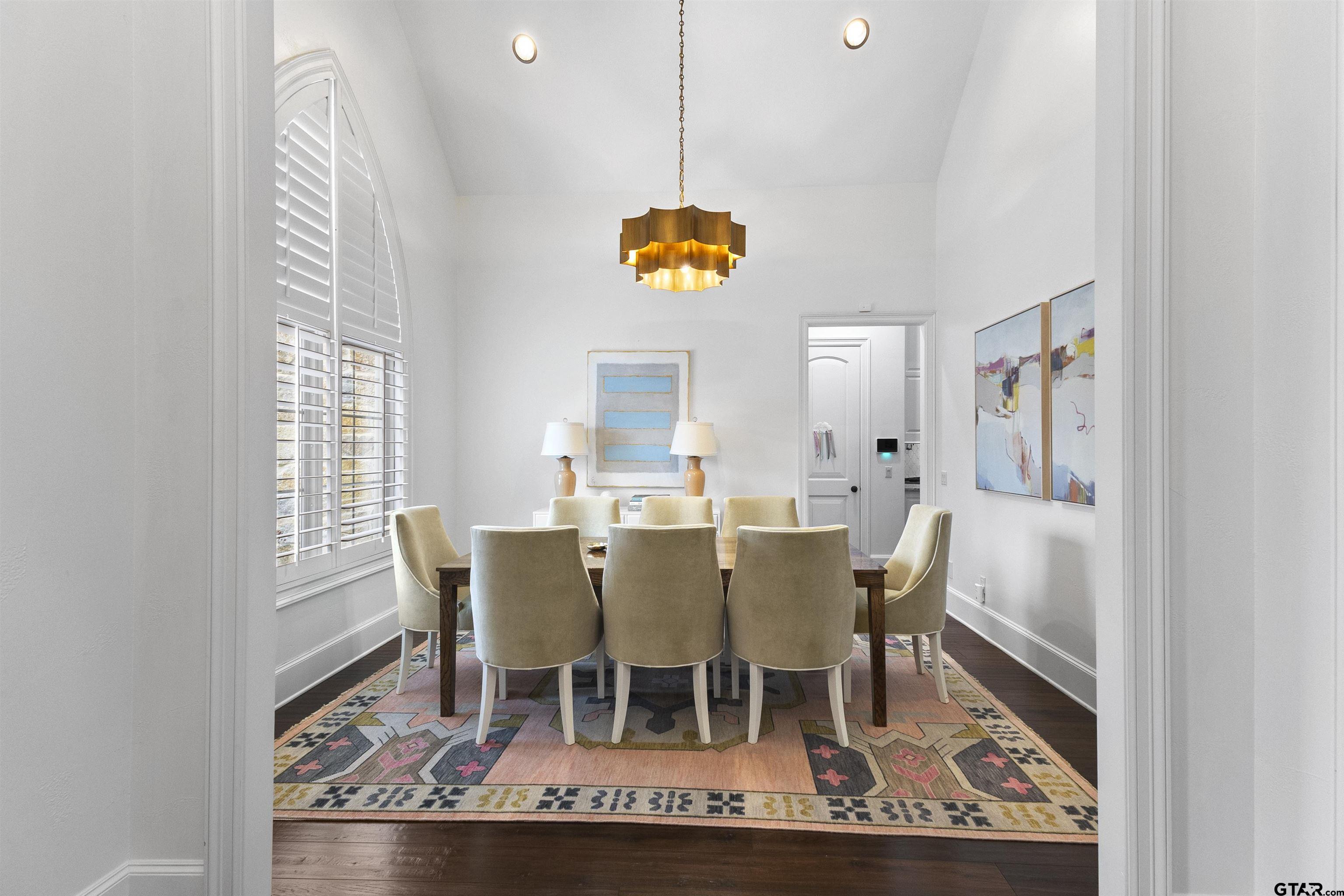 7138 Shaddock Ridge