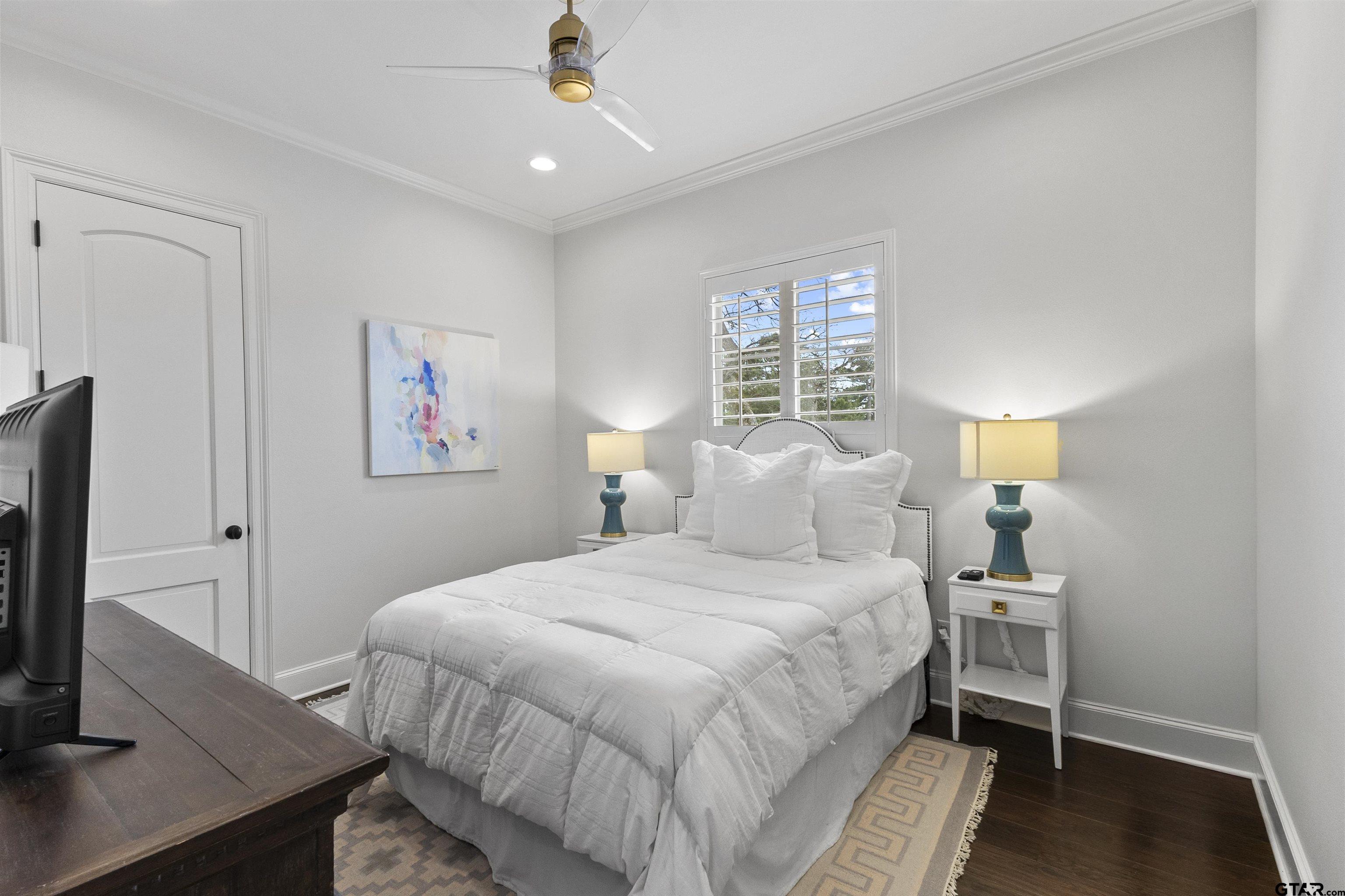 7138 Shaddock Ridge