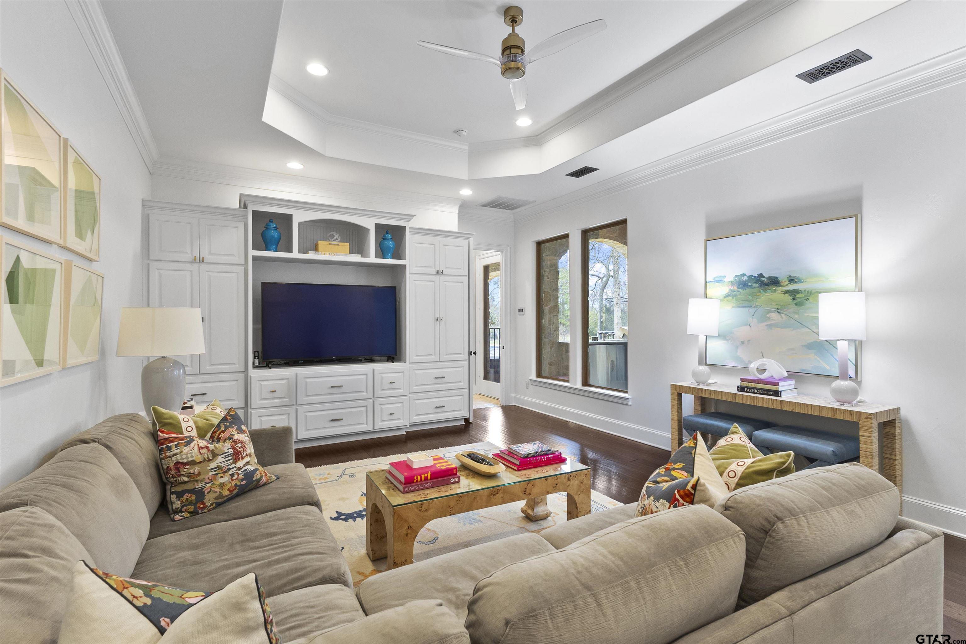 7138 Shaddock Ridge