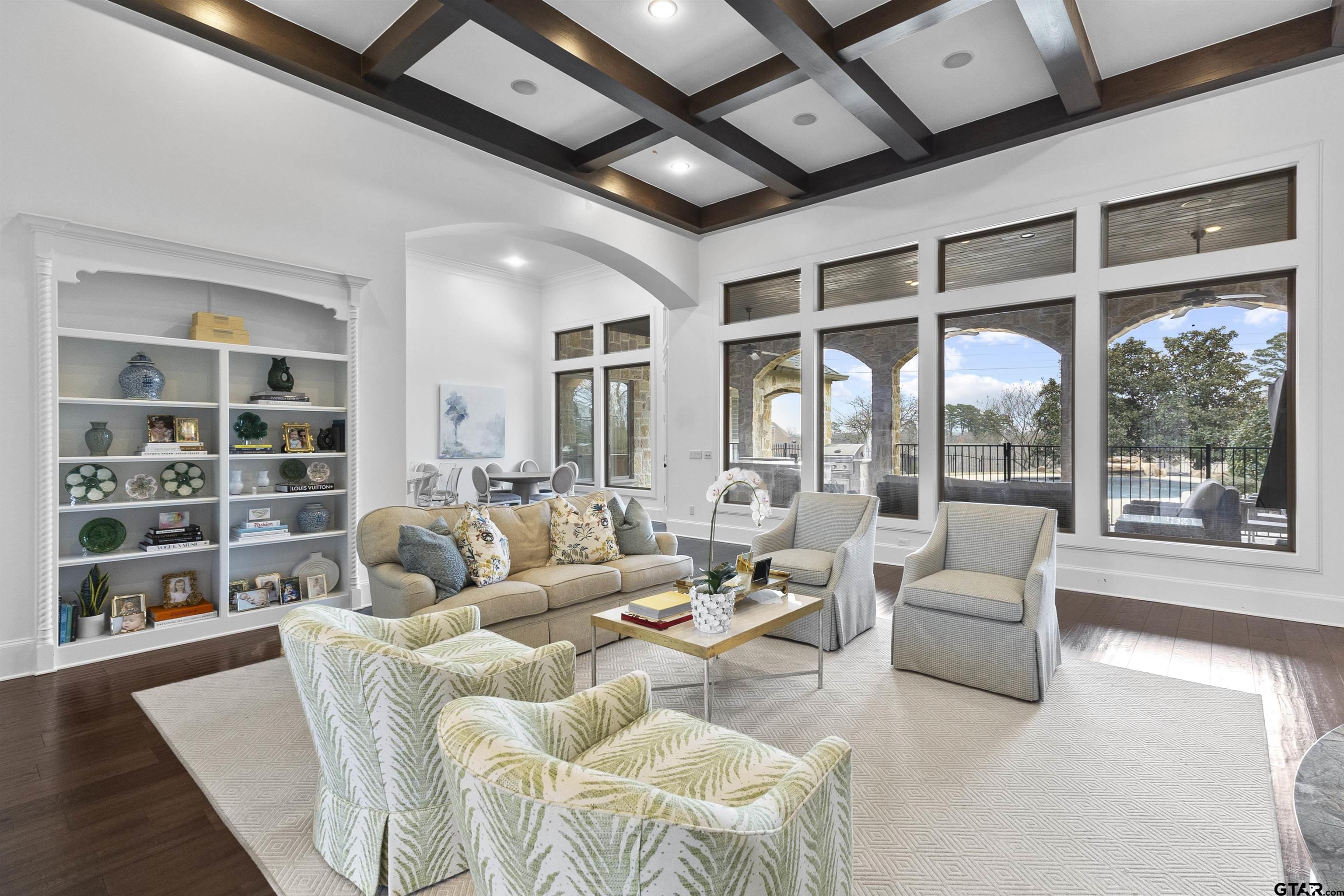 7138 Shaddock Ridge
