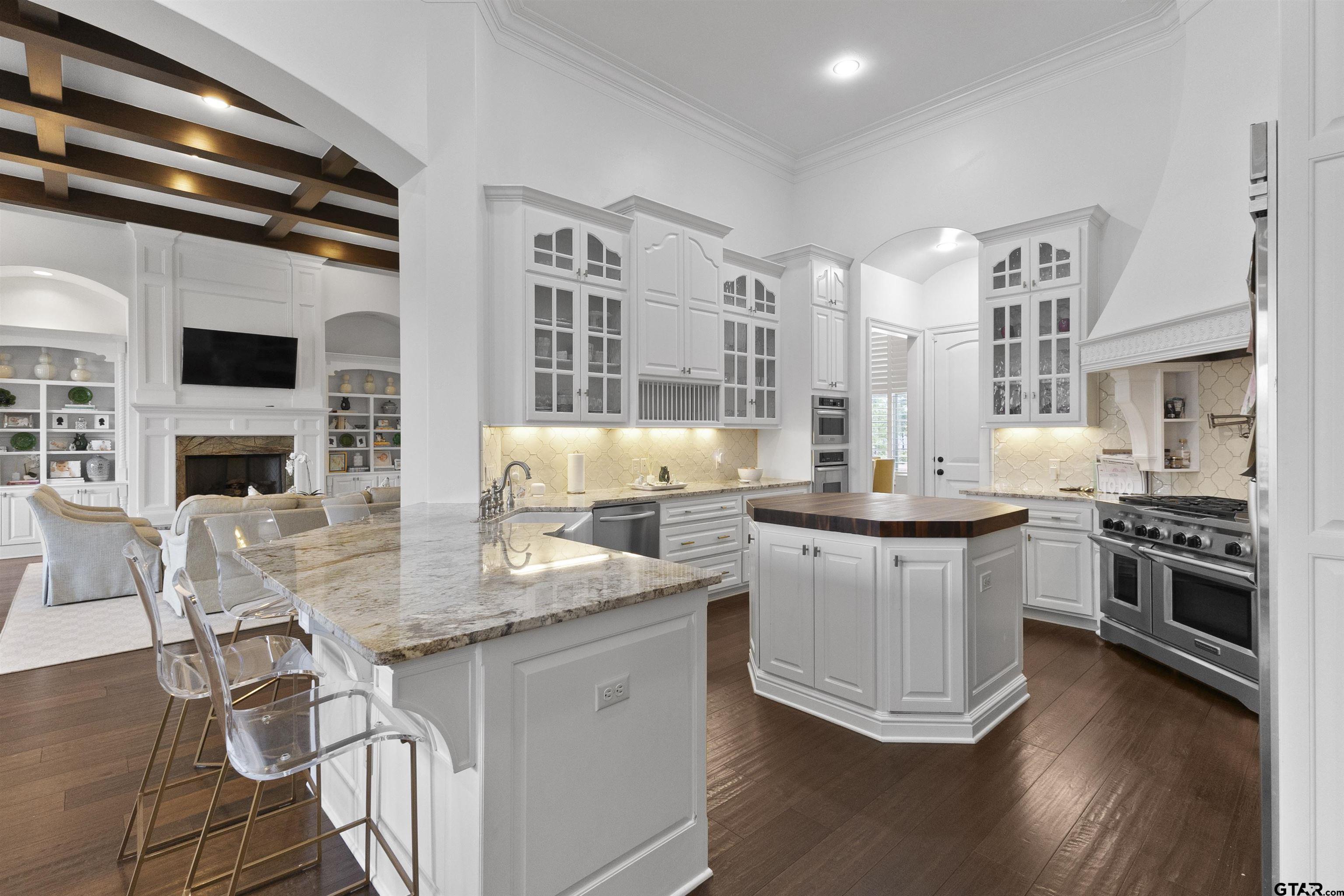 7138 Shaddock Ridge