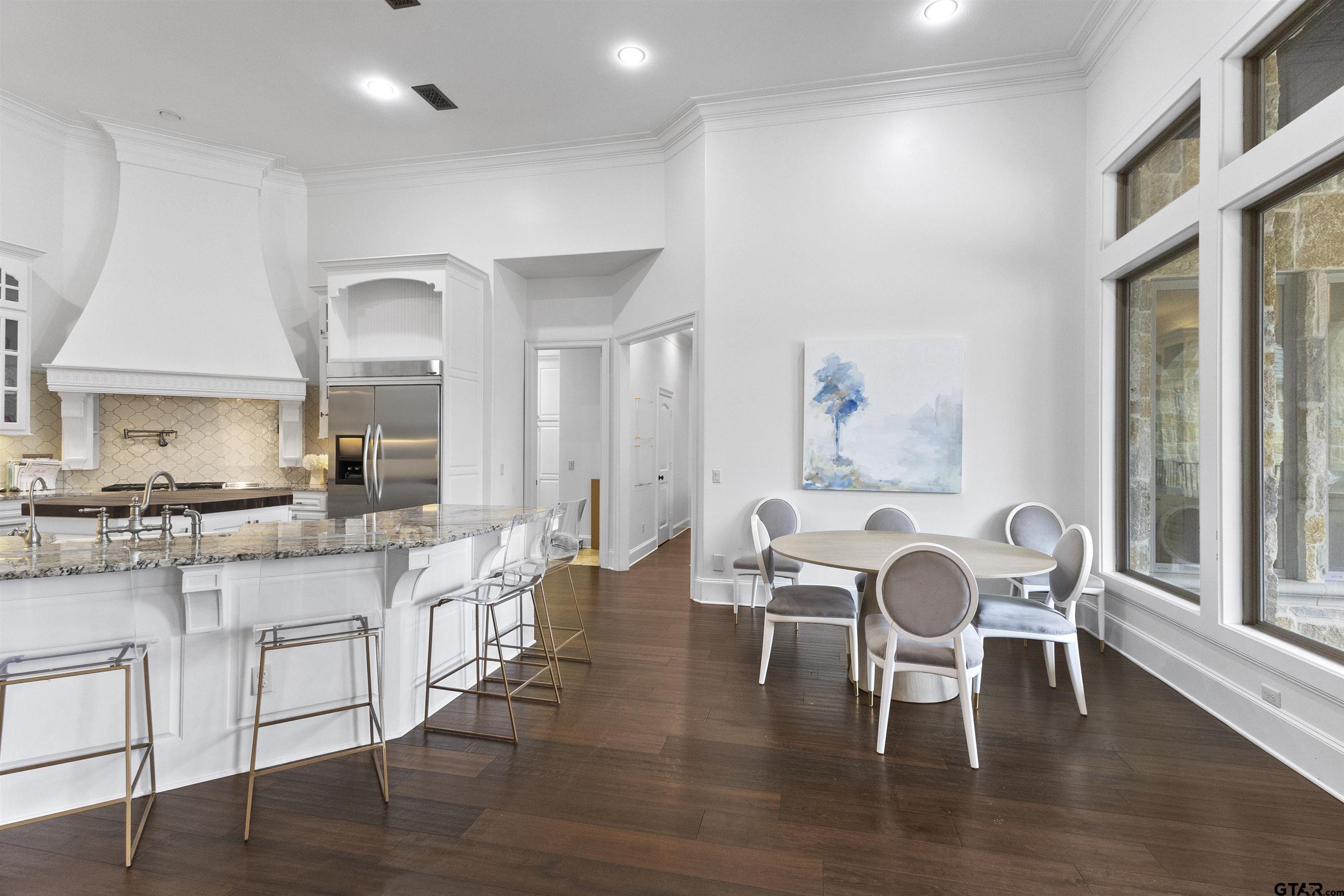 7138 Shaddock Ridge