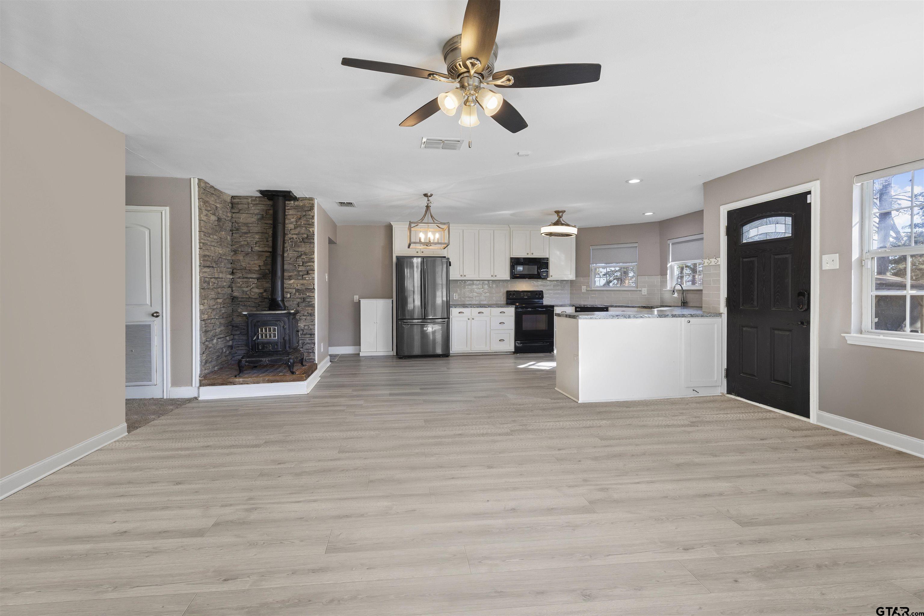 21972 High Point Dr.