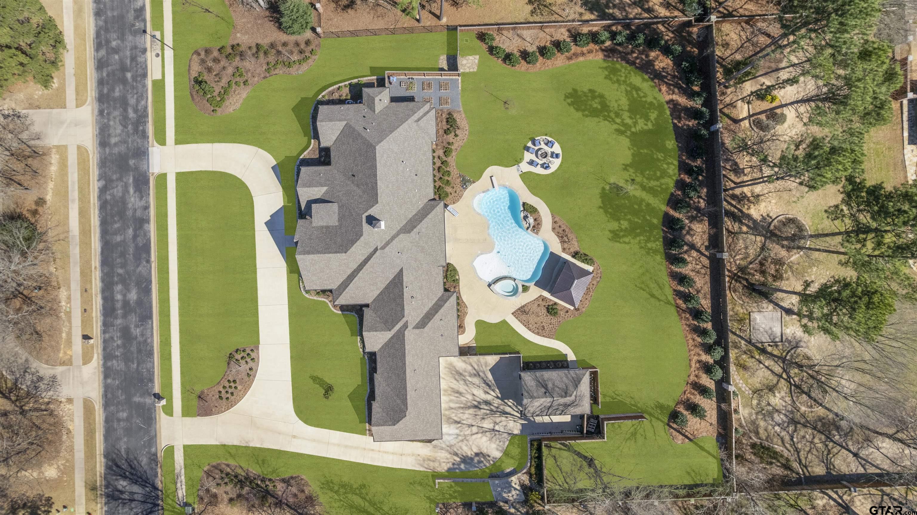 6017 Graemont Blvd