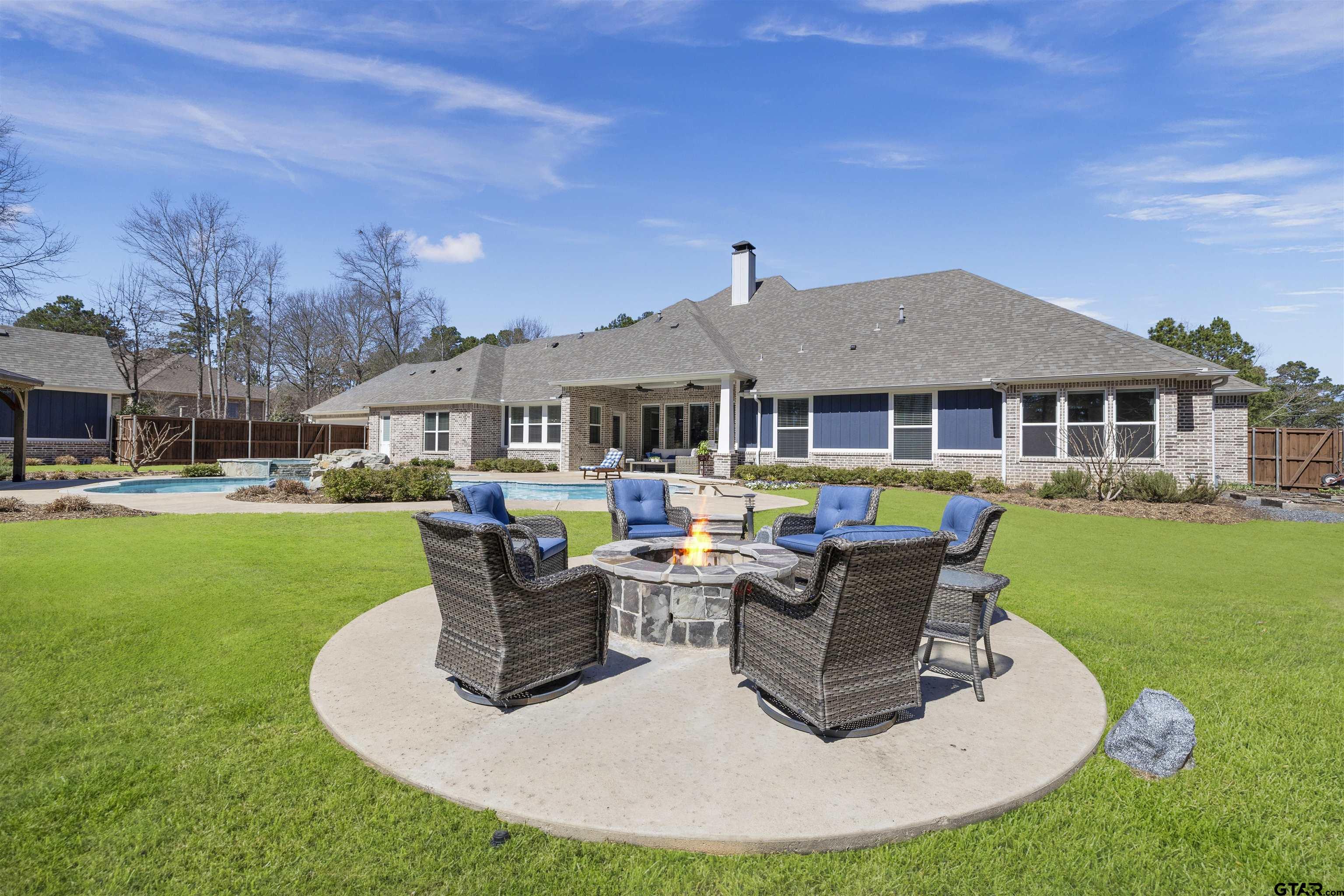 6017 Graemont Blvd