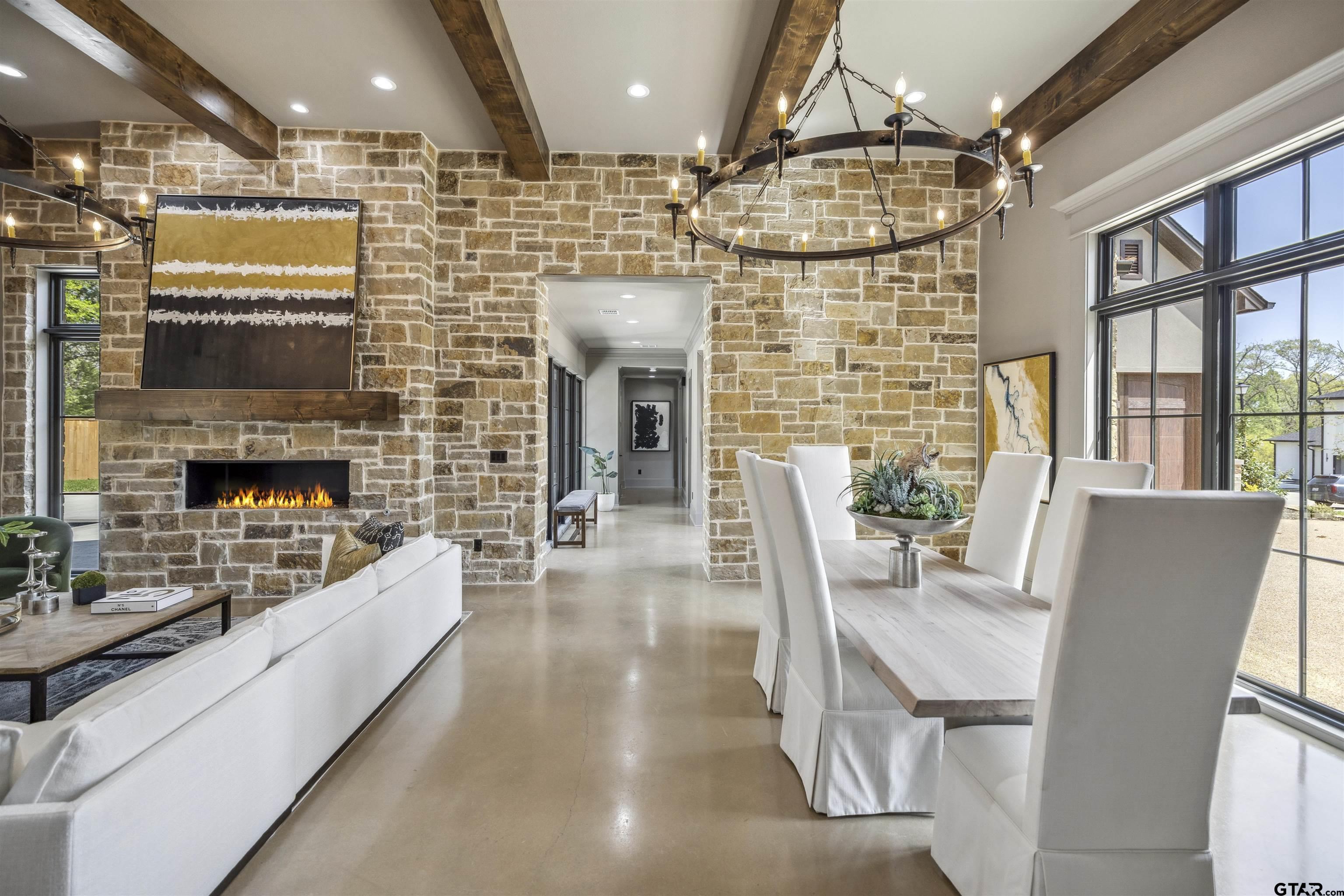 2623 Oak Alley