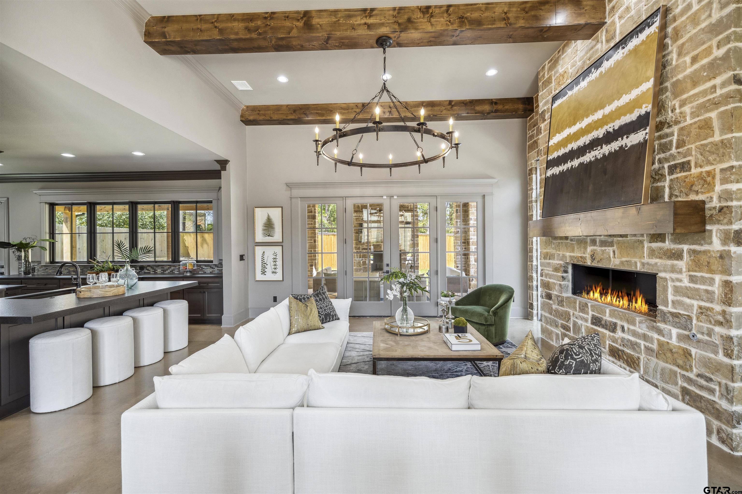 2623 Oak Alley