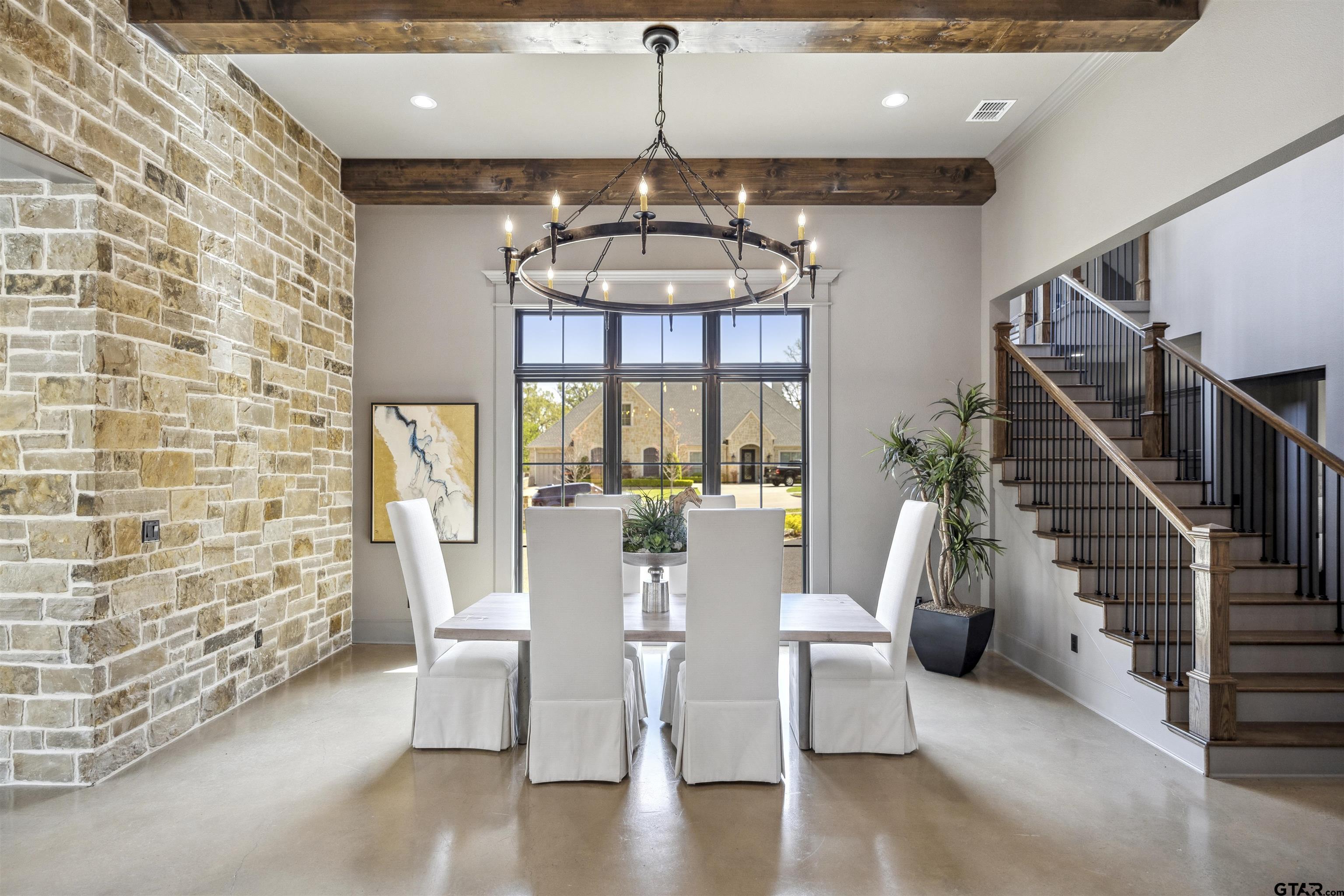 2623 Oak Alley
