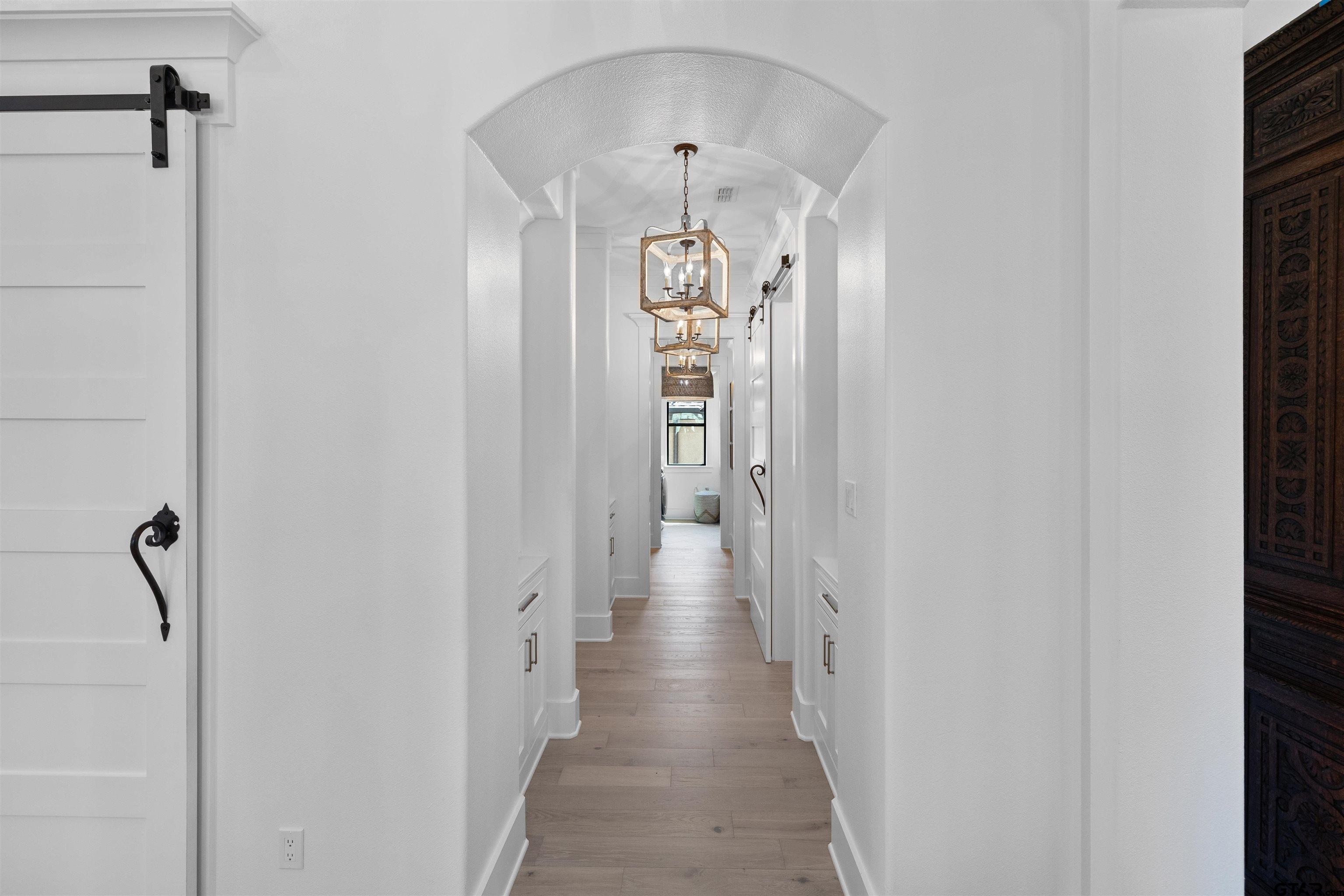 940 La Vista Drive