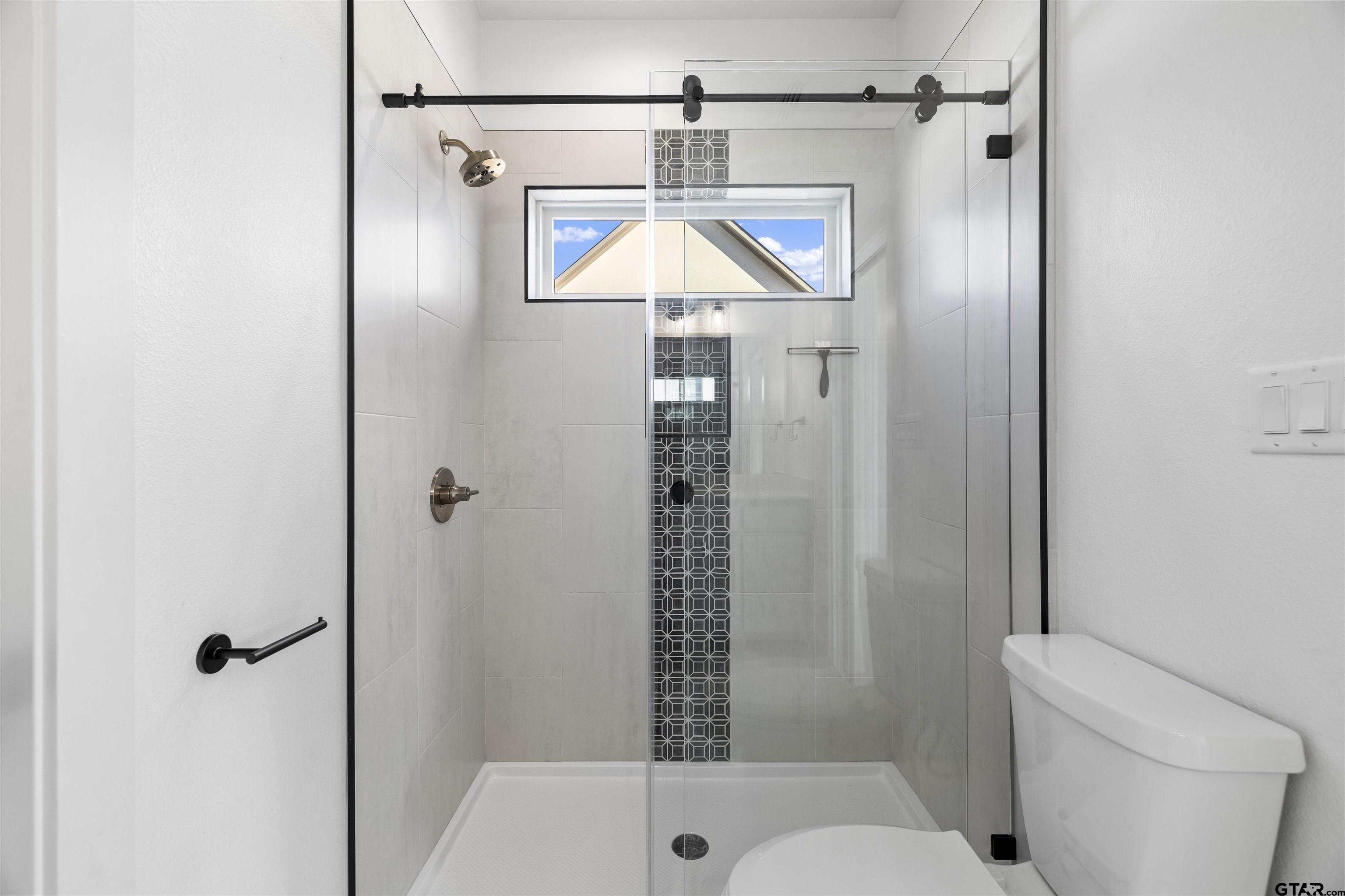 2432 Bellview Circle