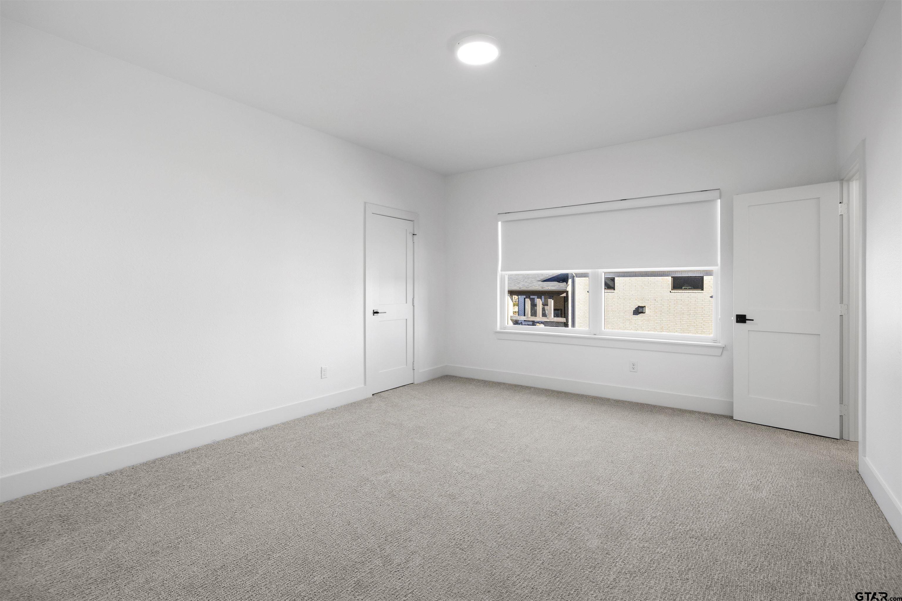 2432 Bellview Circle