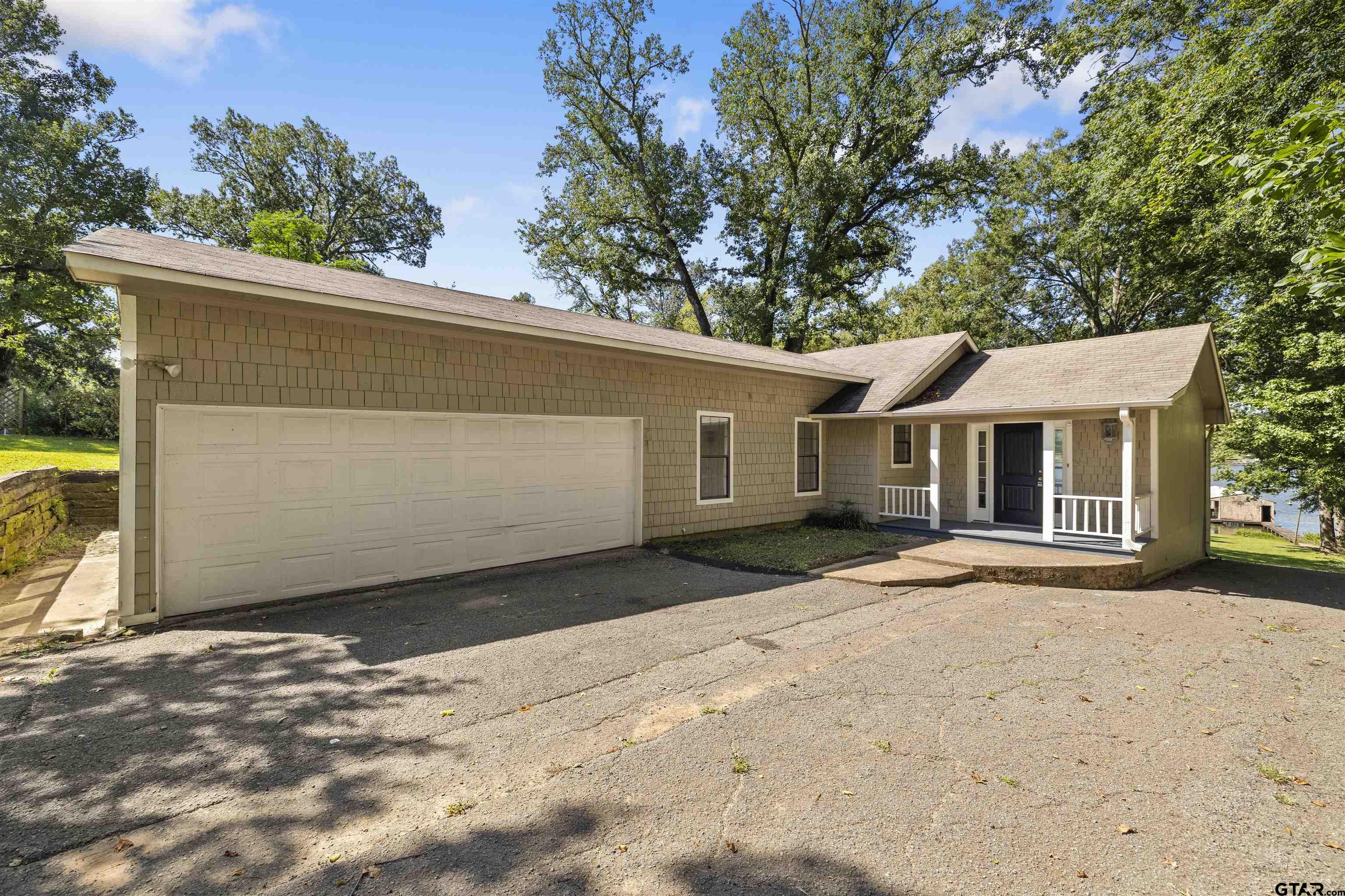 15460 McElroy Rd
