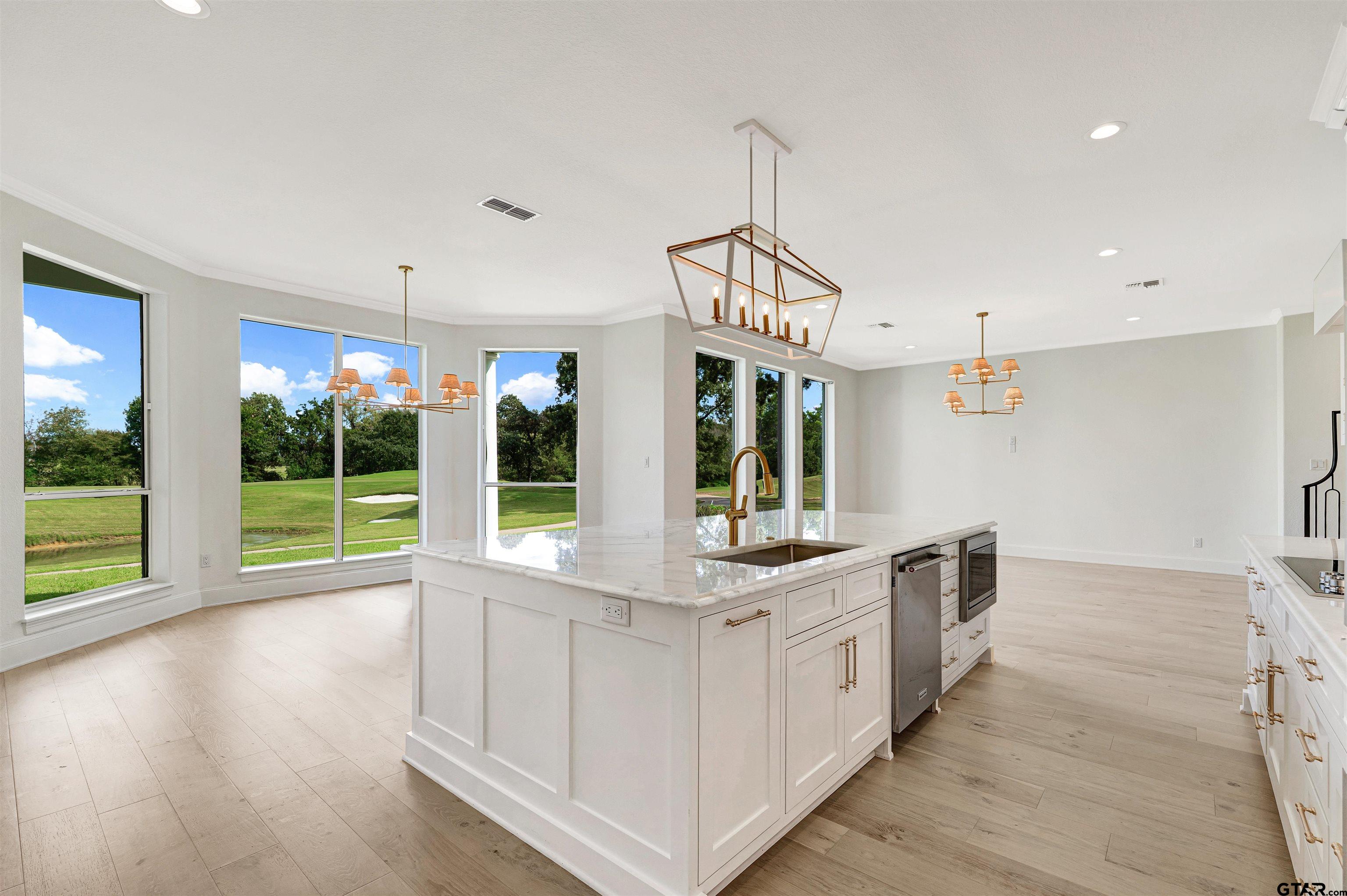 169 Dogwood lake Circle