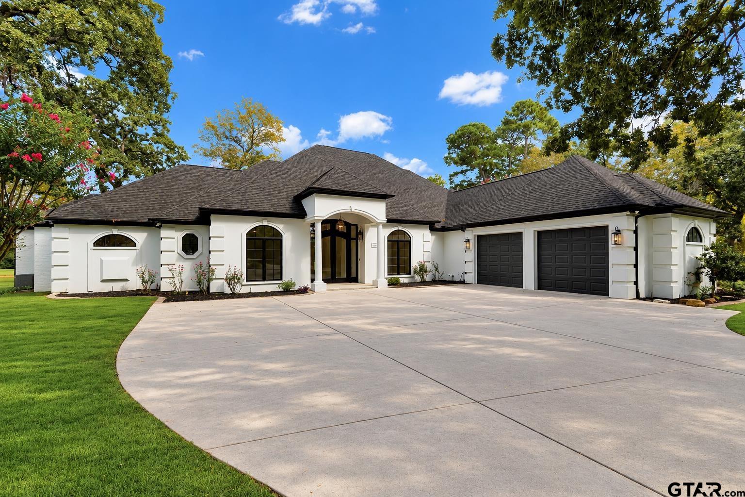 169 Dogwood lake Circle