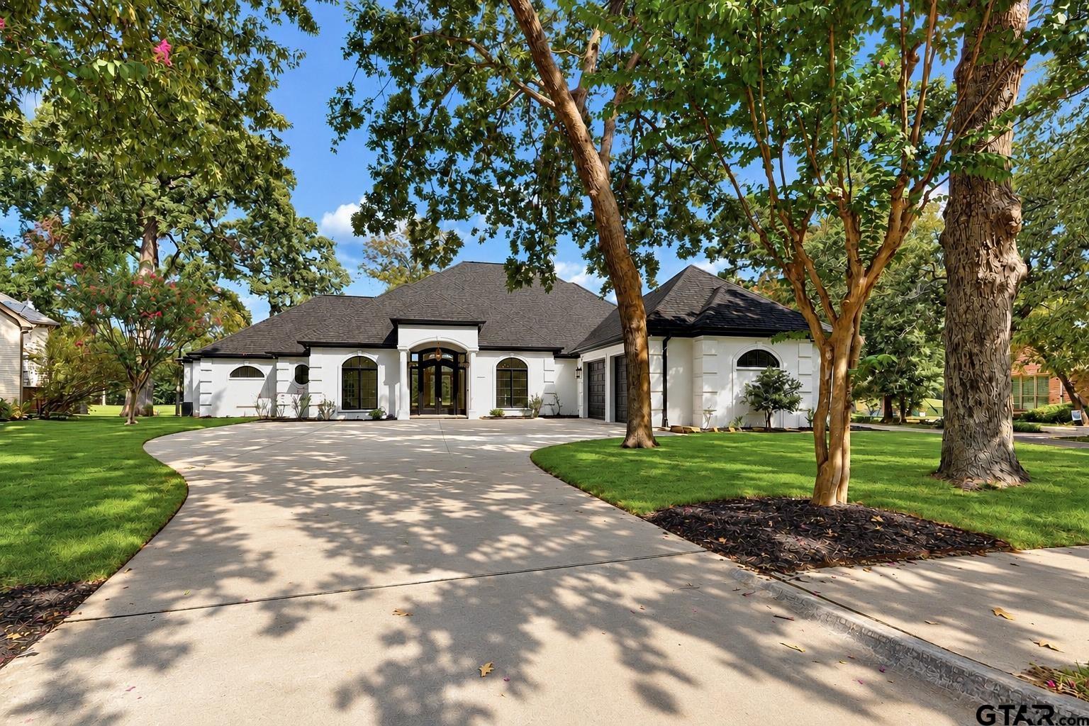 169 Dogwood lake Circle