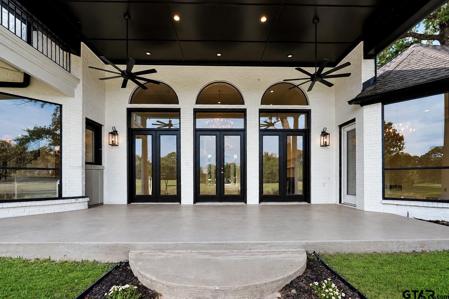 169 Dogwood Lakes Circle