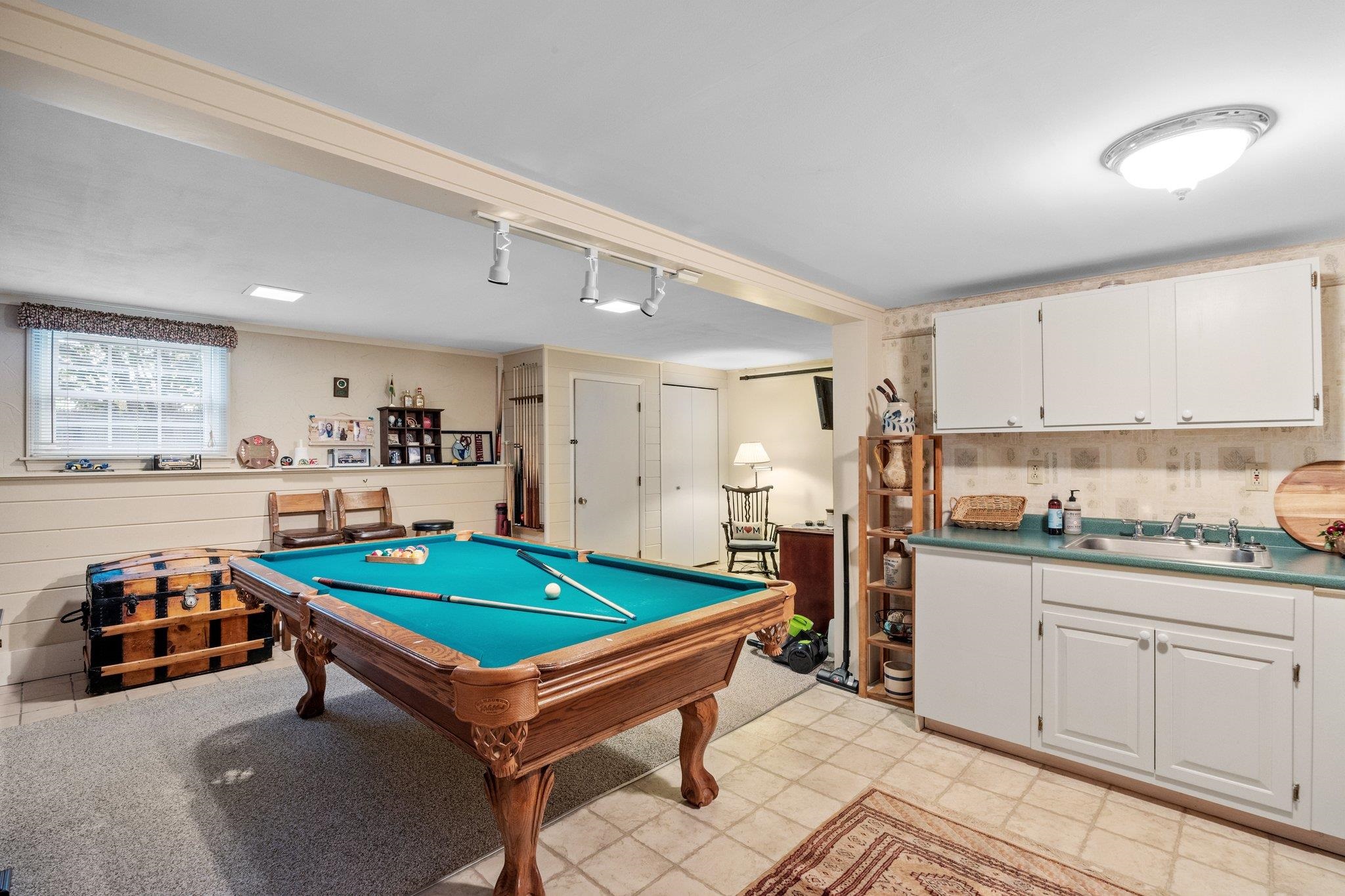 52 Hoyt Road