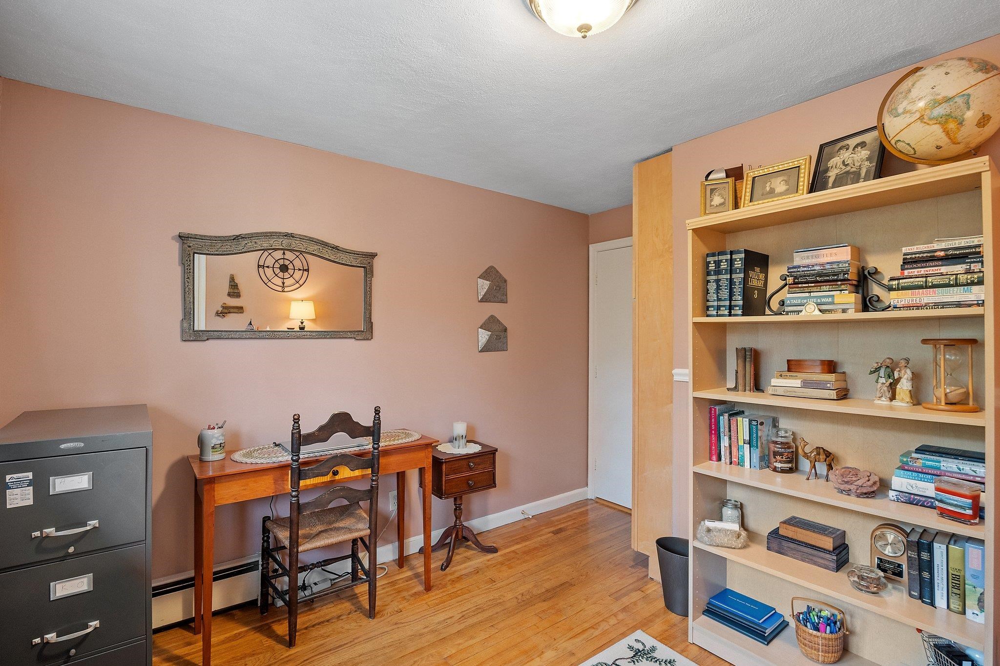 52 Hoyt Road