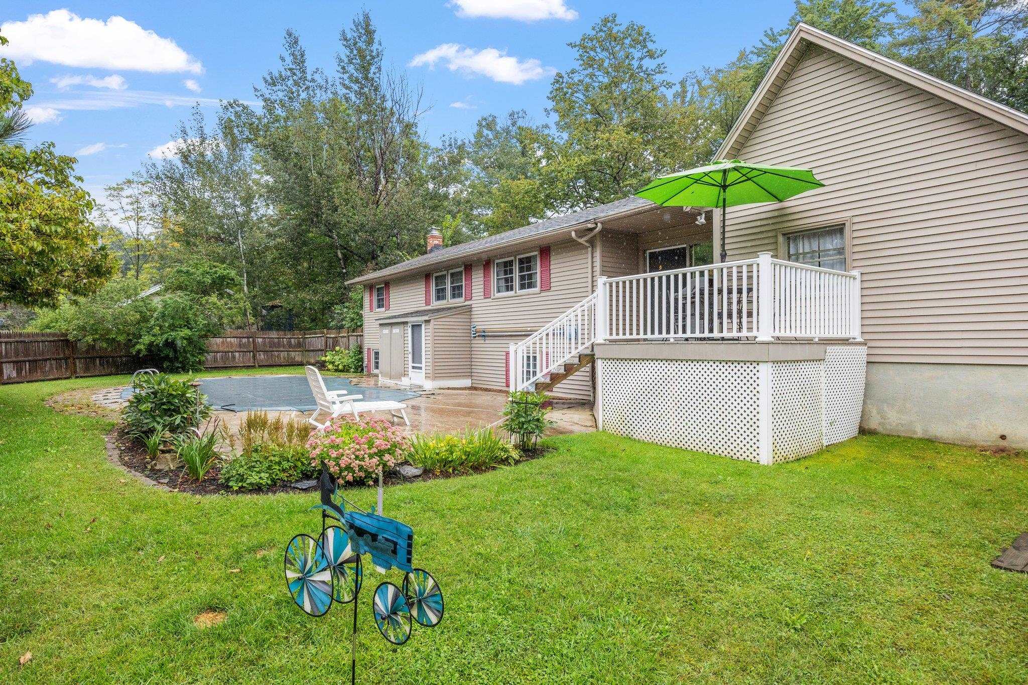 52 Hoyt Road