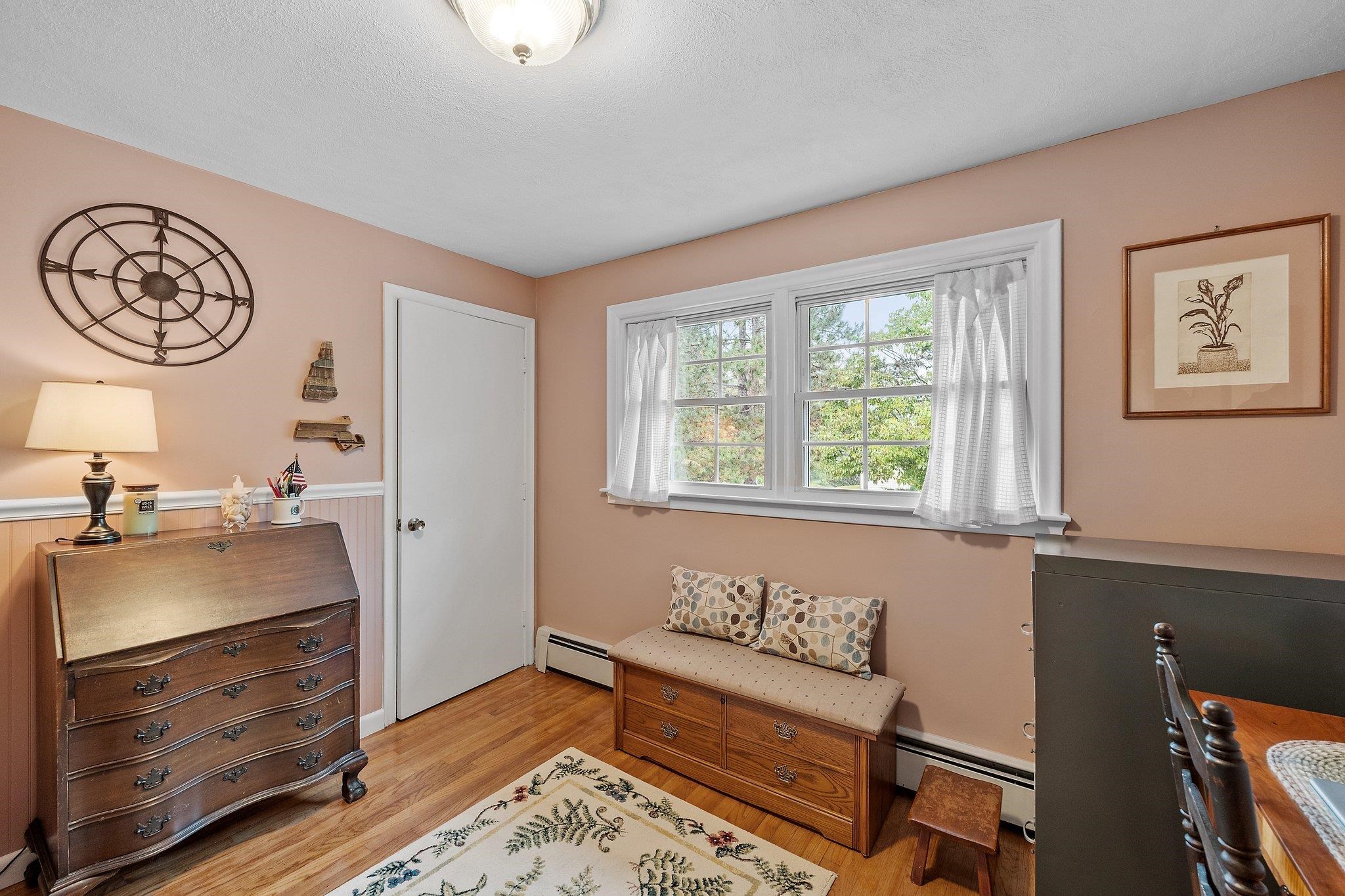 52 Hoyt Road