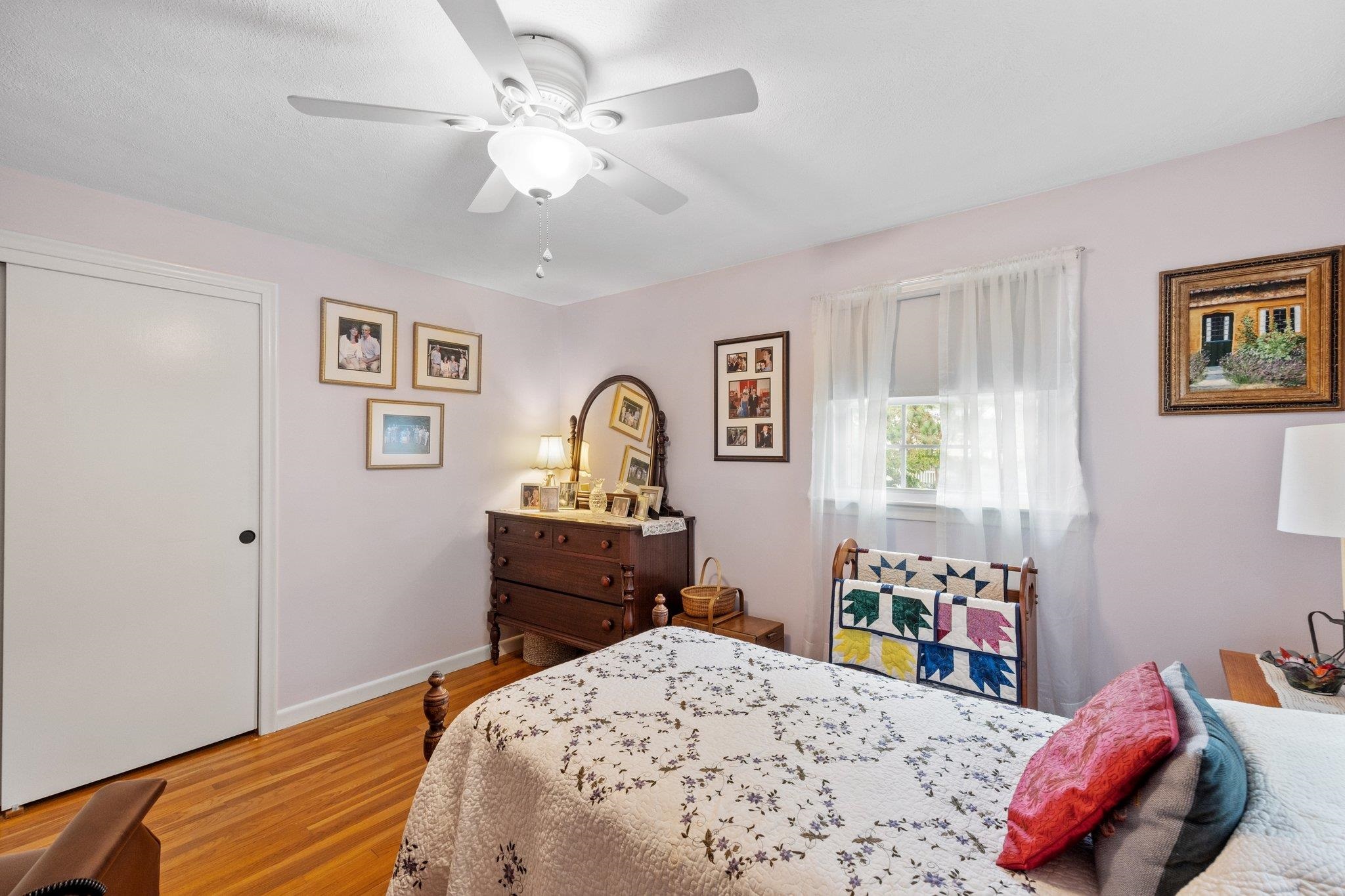 52 Hoyt Road