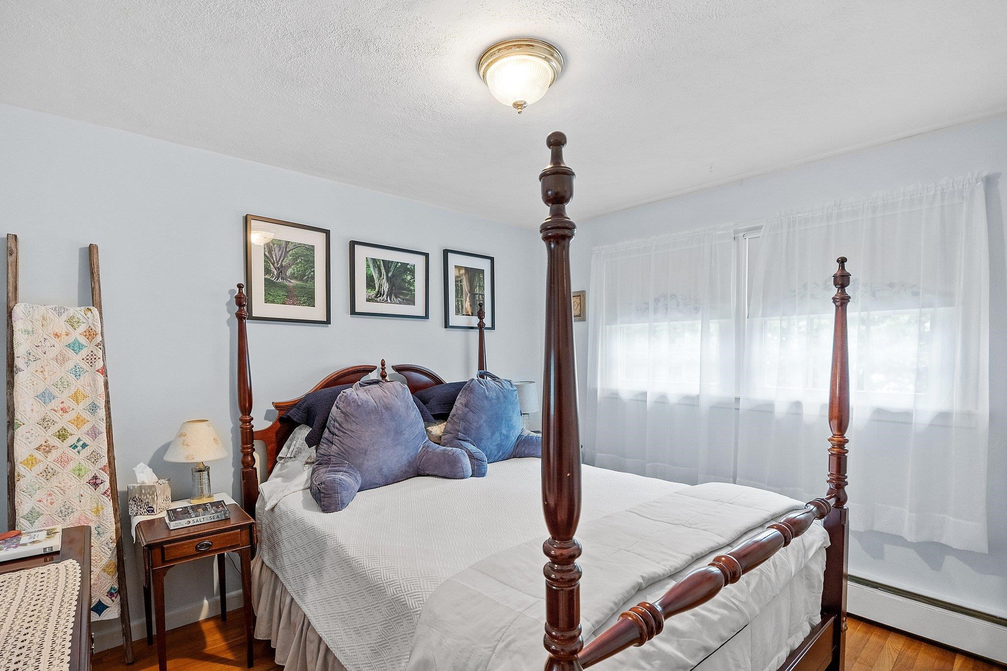 52 Hoyt Road