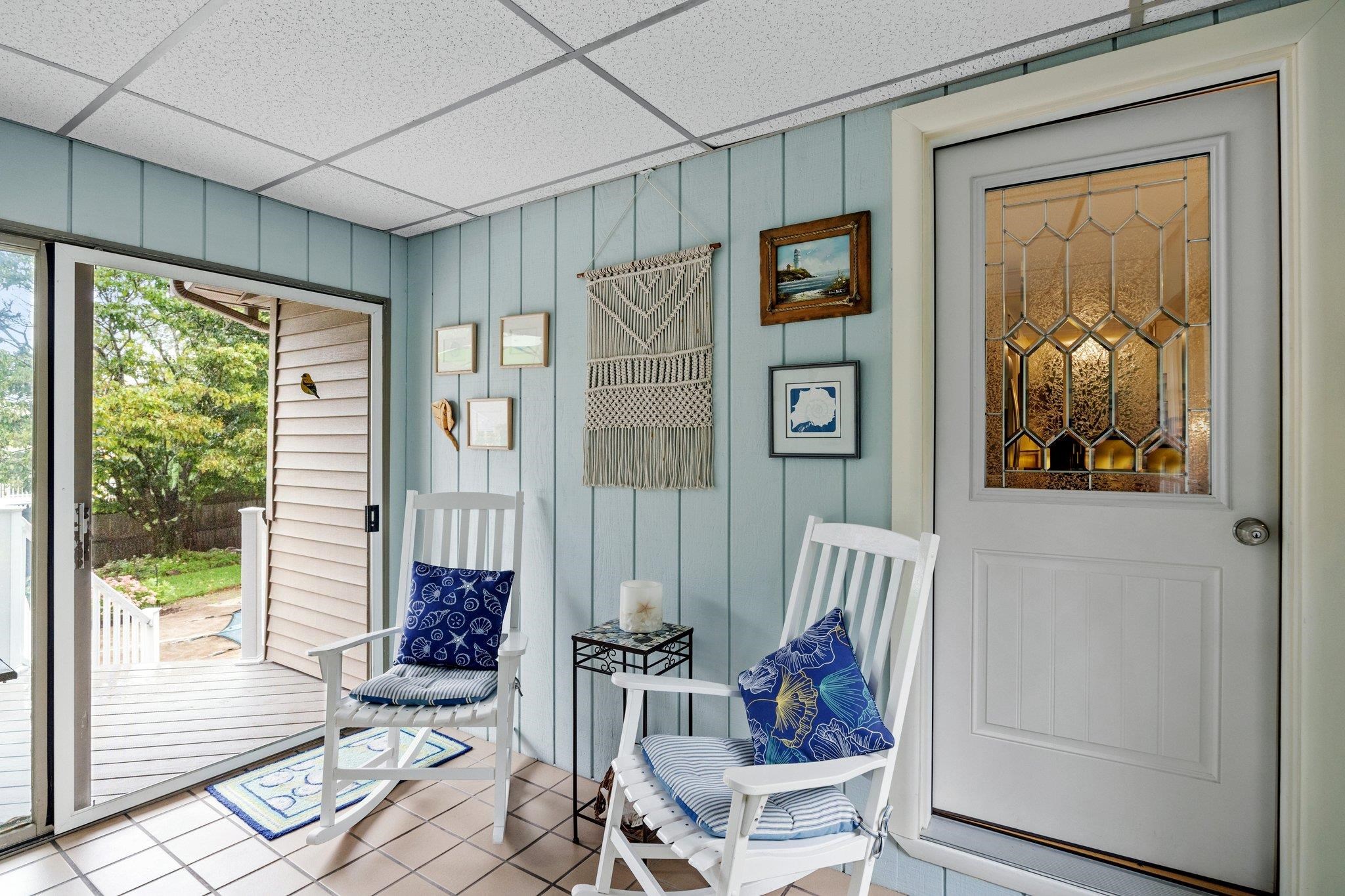 52 Hoyt Road
