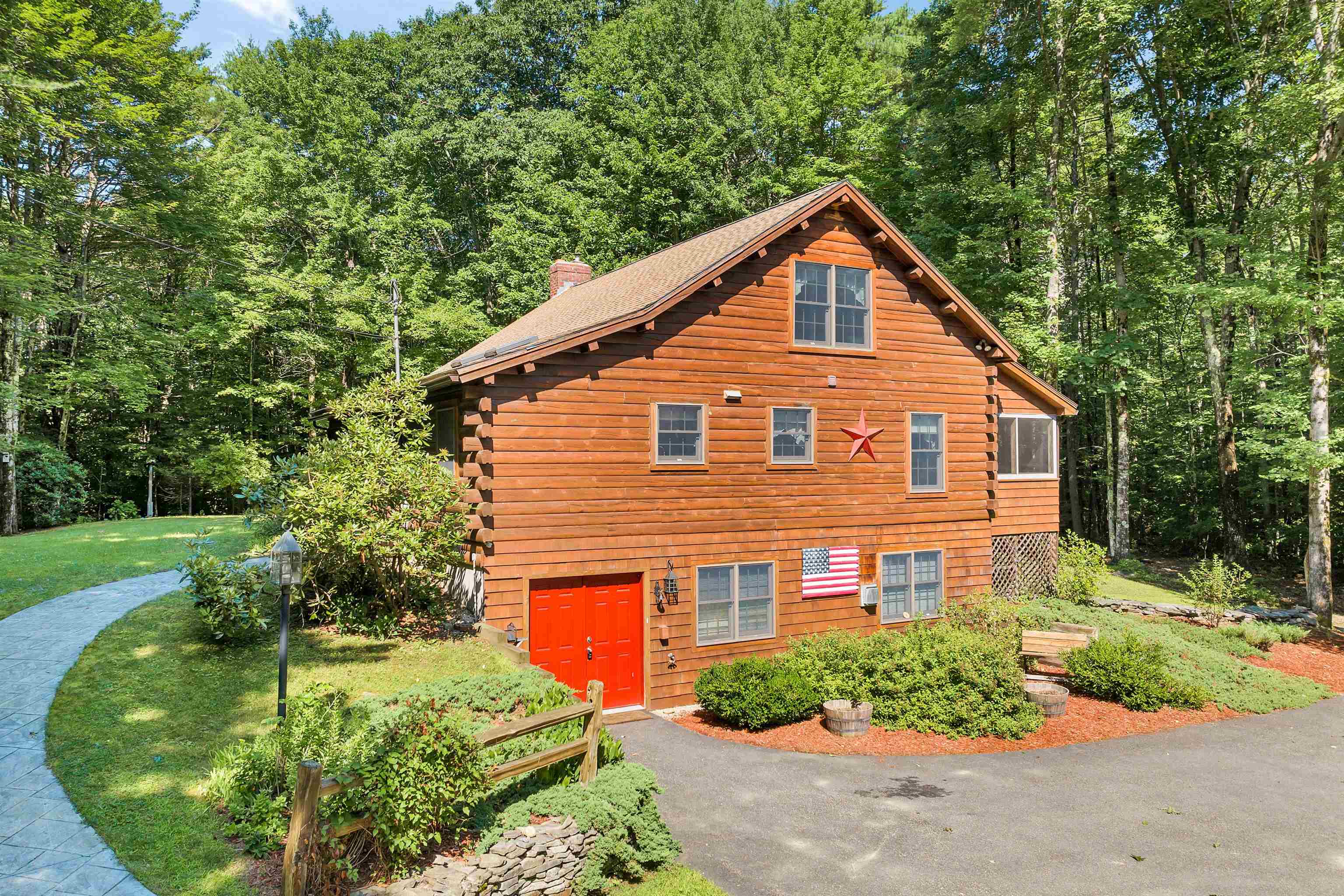 24 Leavitt Lane