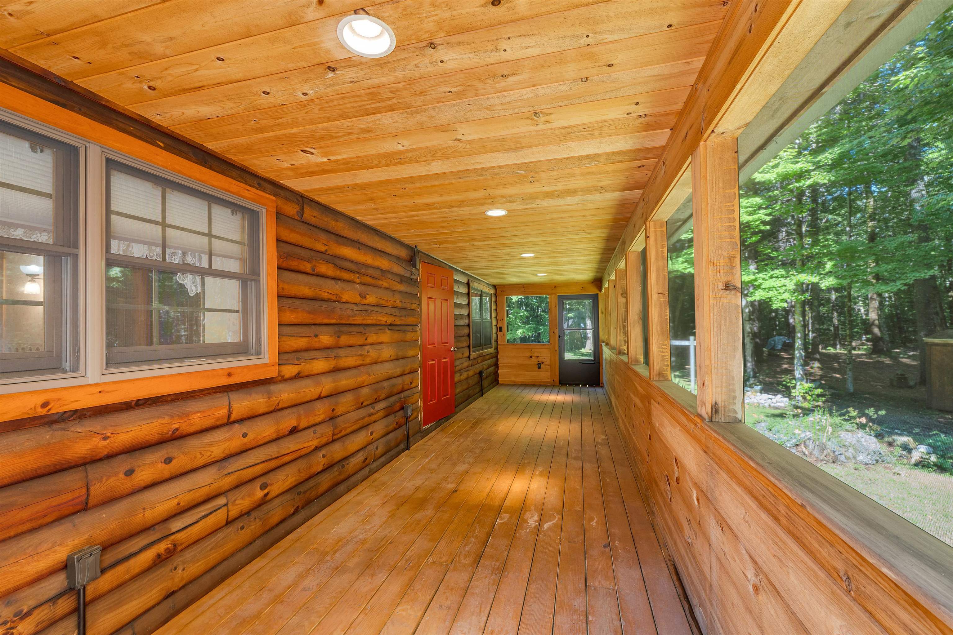 24 Leavitt Lane