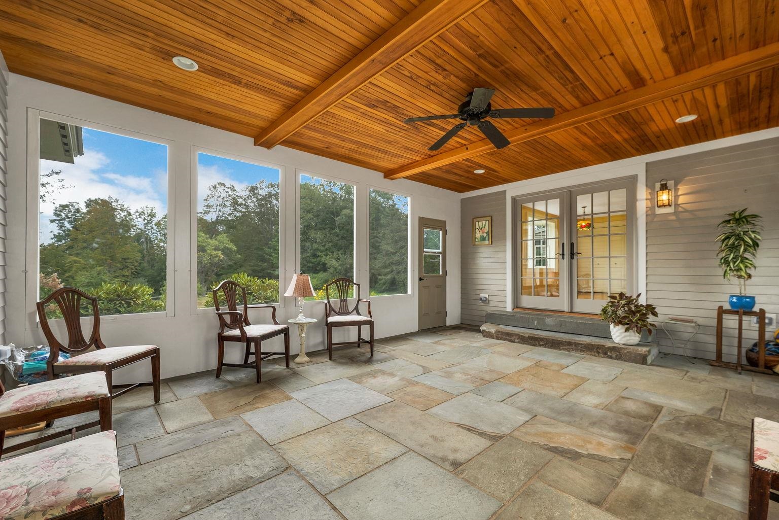 13 Stark Highway North Highway