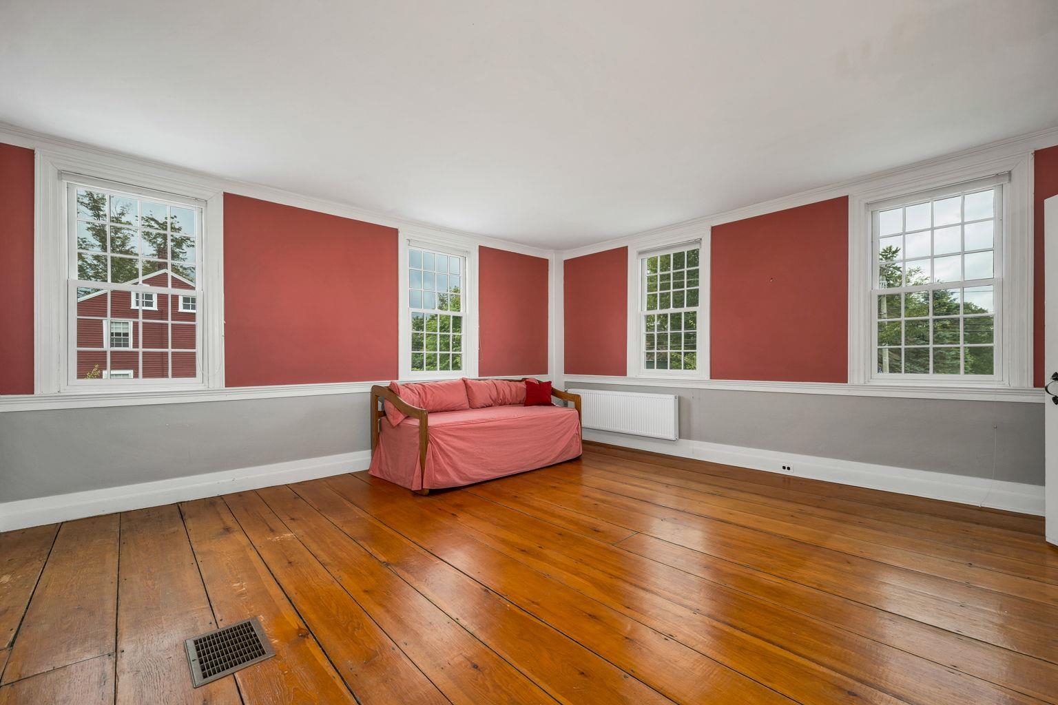 13 Stark Highway North Highway