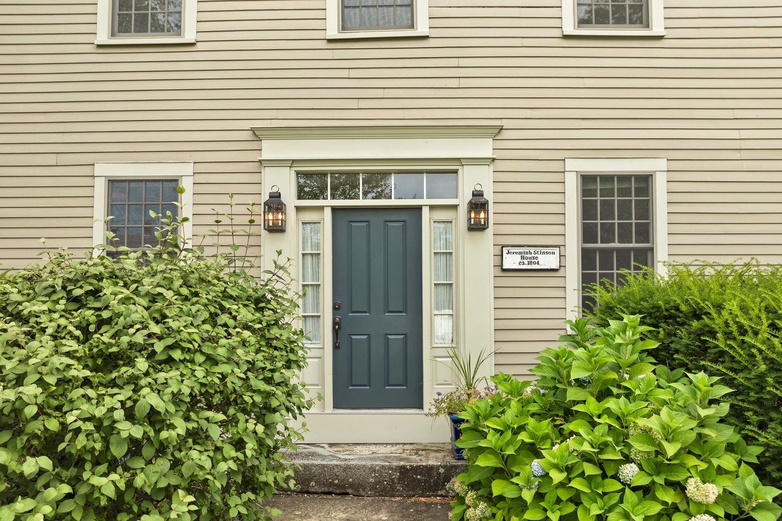 13 Stark Highway North Highway