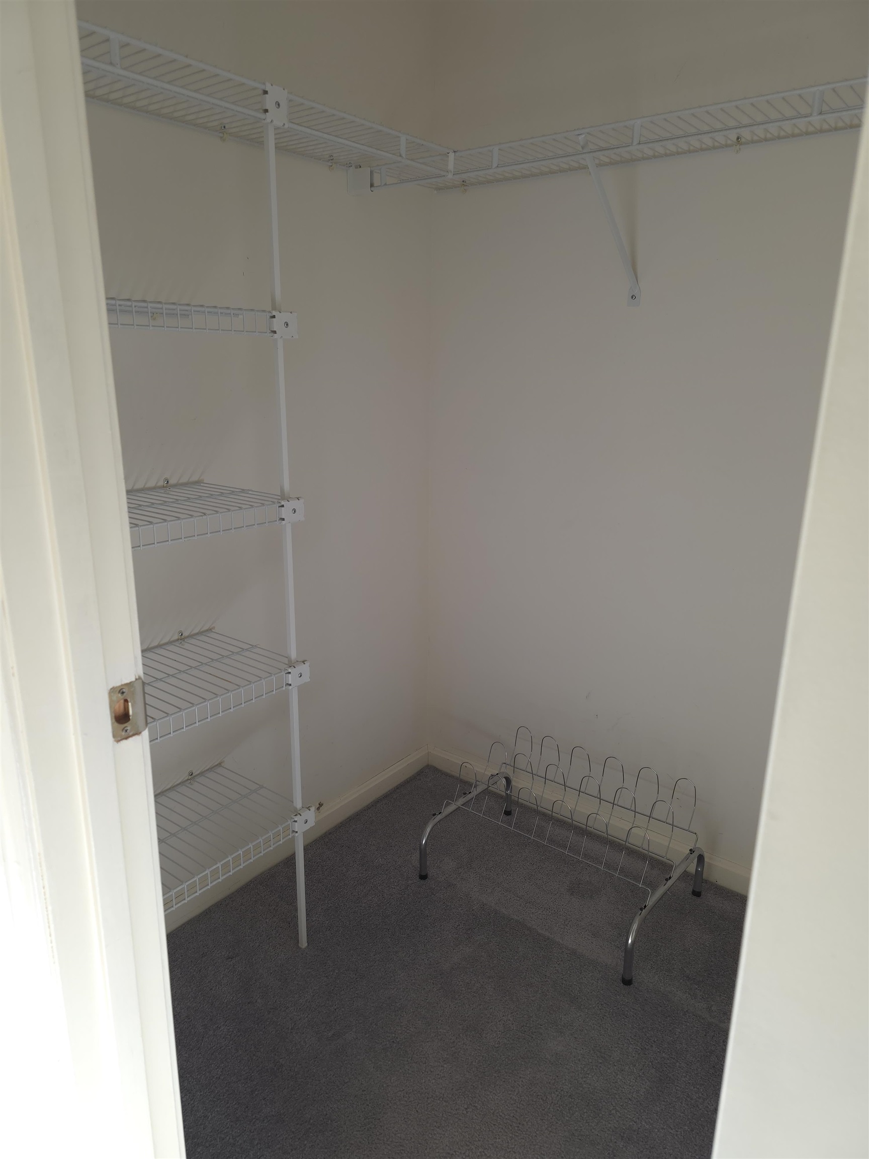 84 Branch Turnpike Unit: 70