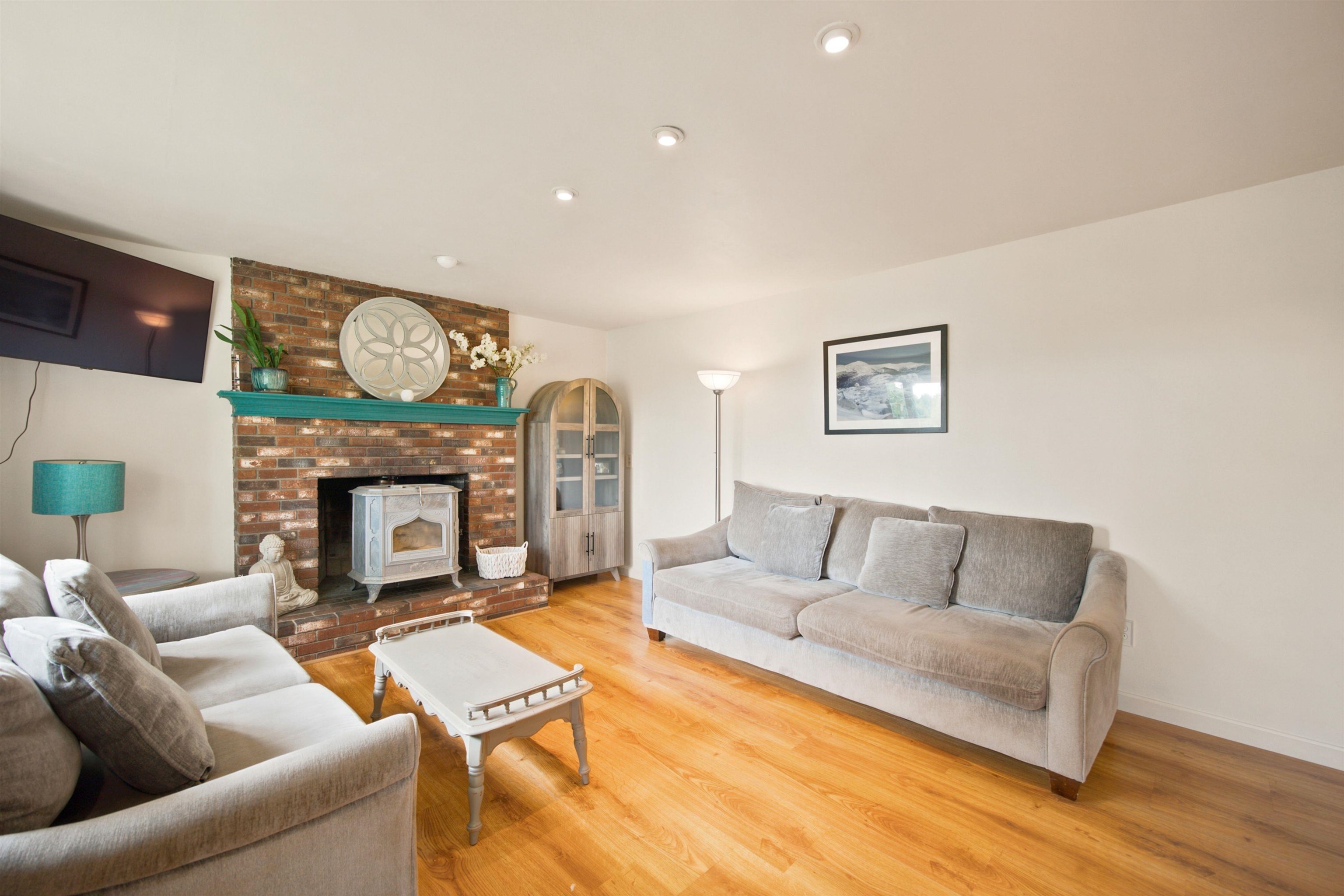 119 Country Club Road