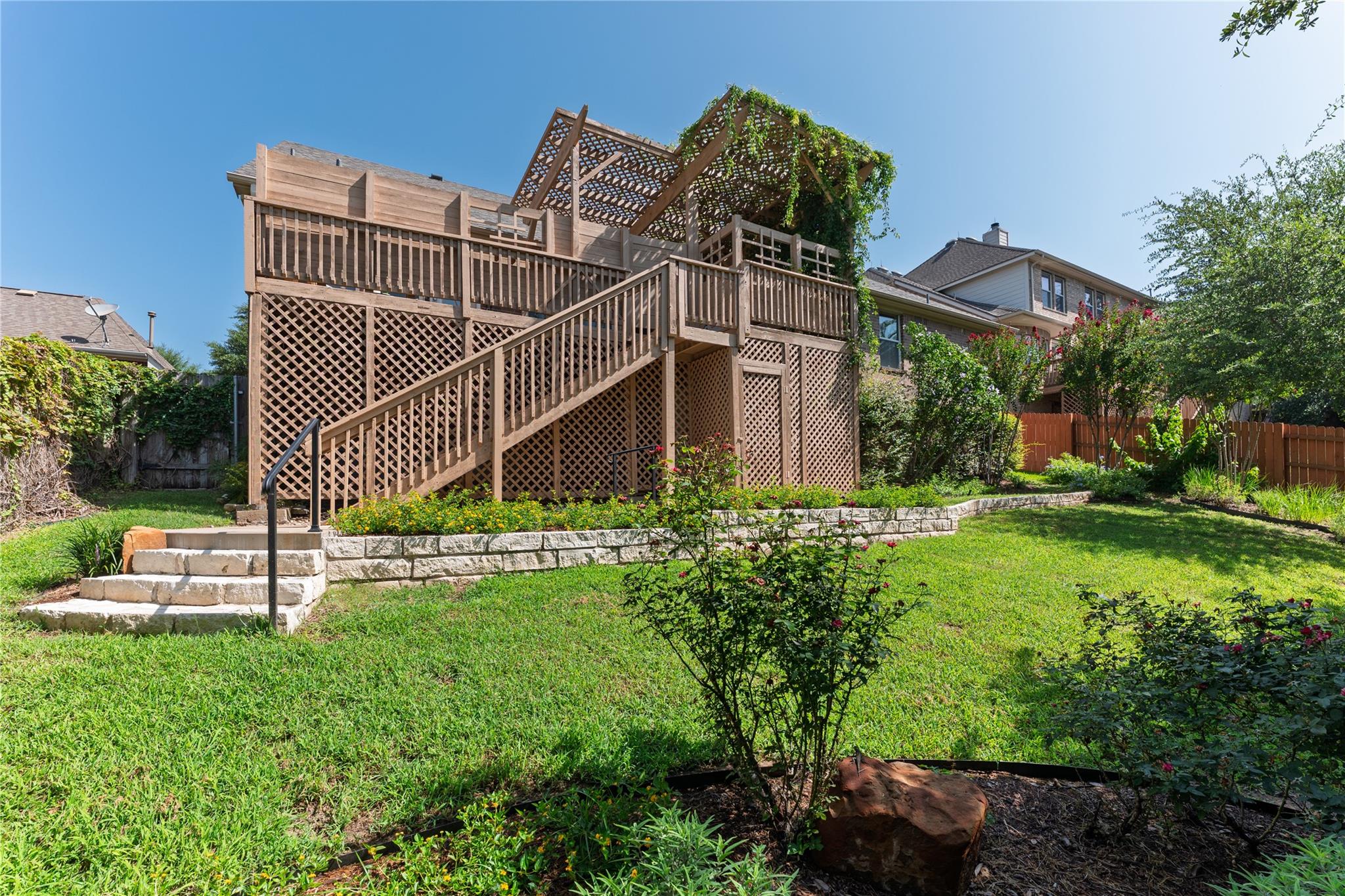 2412 Guara DR