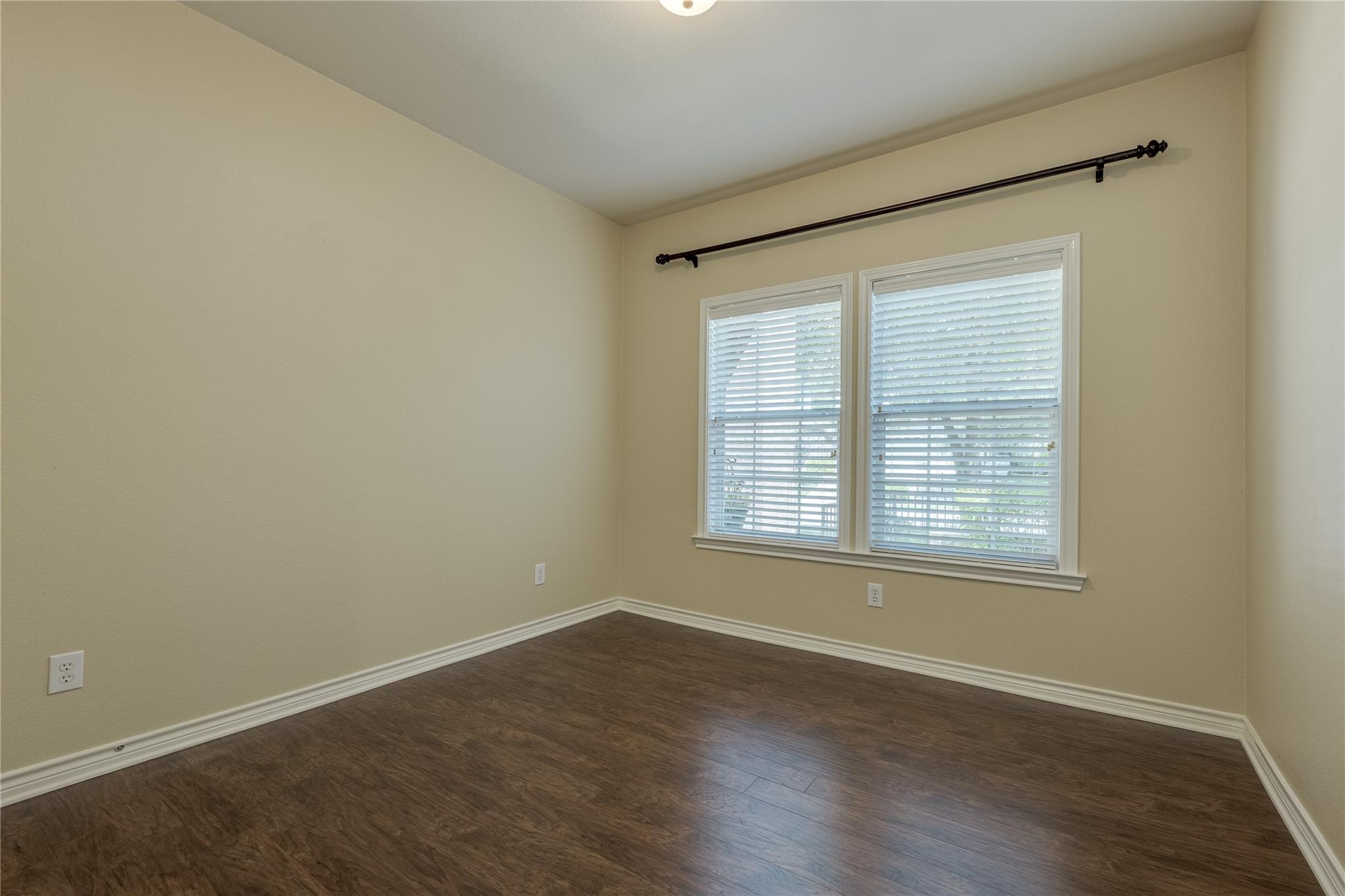 2412 Guara DR