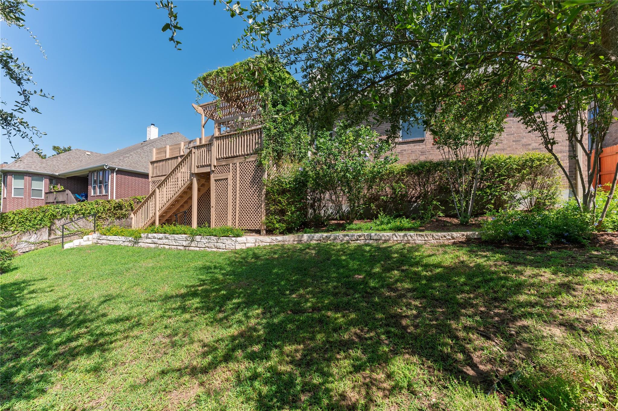 2412 Guara DR