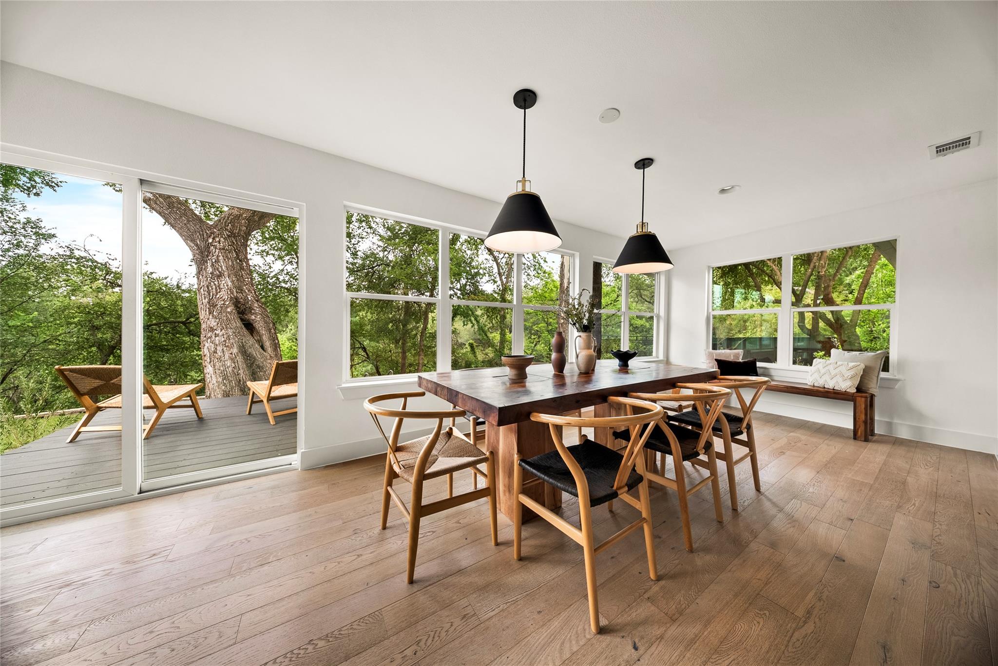 2619 Pembrook TRL