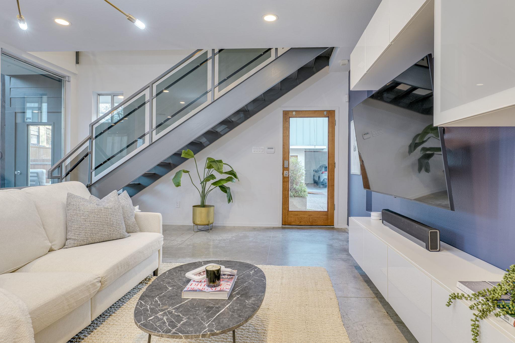 5409 Woodrow Ave # D