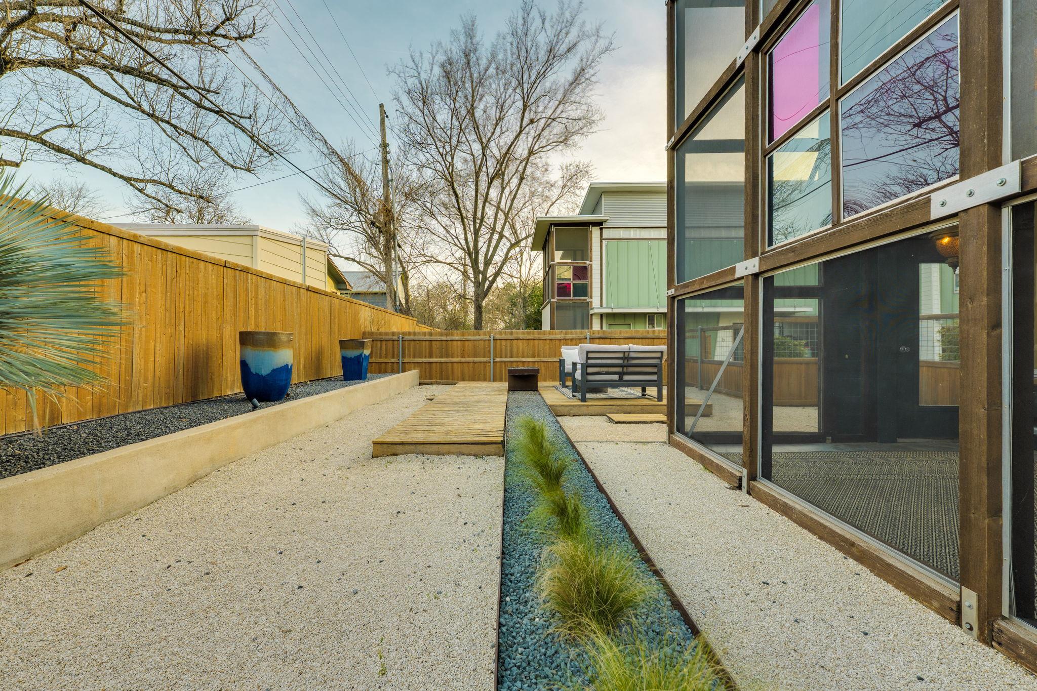 5409 Woodrow Ave # D